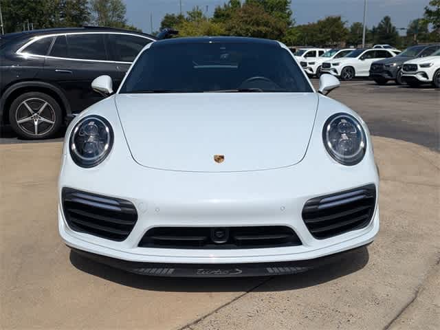 Thumbnail: 2019 Porsche 911 - 3
