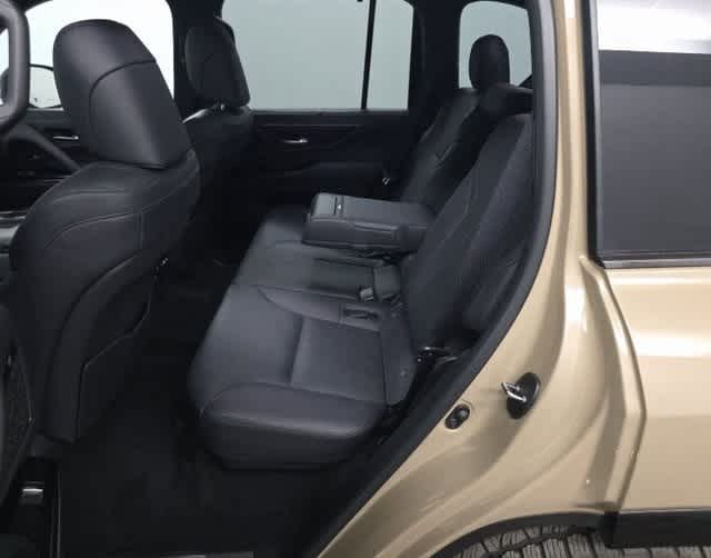 Thumbnail: 2025 Lexus LX - 4