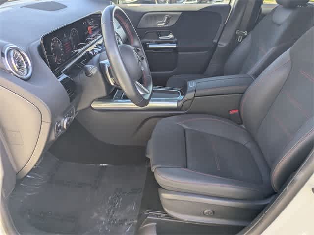 Thumbnail: 2025 Mercedes-Benz GLA - 16