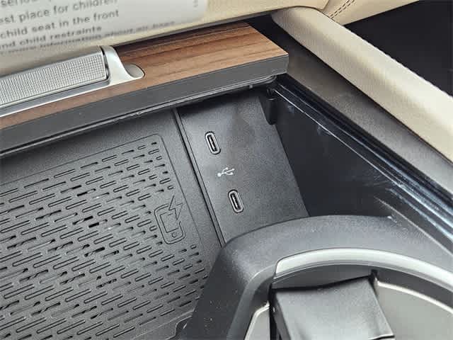 Thumbnail: 2026 Mercedes-Benz GLE - 33