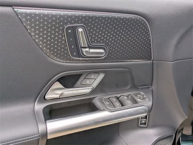 2025 Mercedes-Benz GLA 250 16