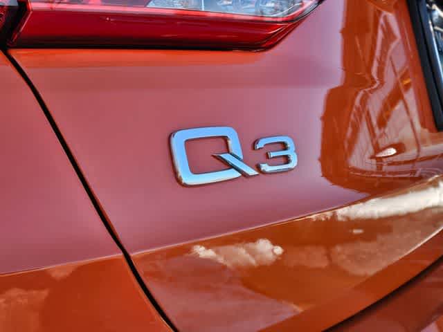 Thumbnail: 2025 Audi Q3 - 12