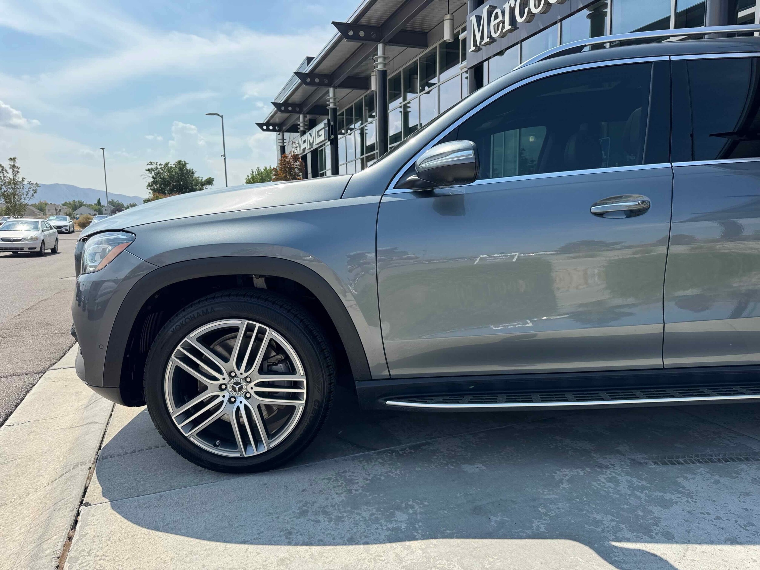 2020 Mercedes Benz GLS 450 4MATIC photo 2