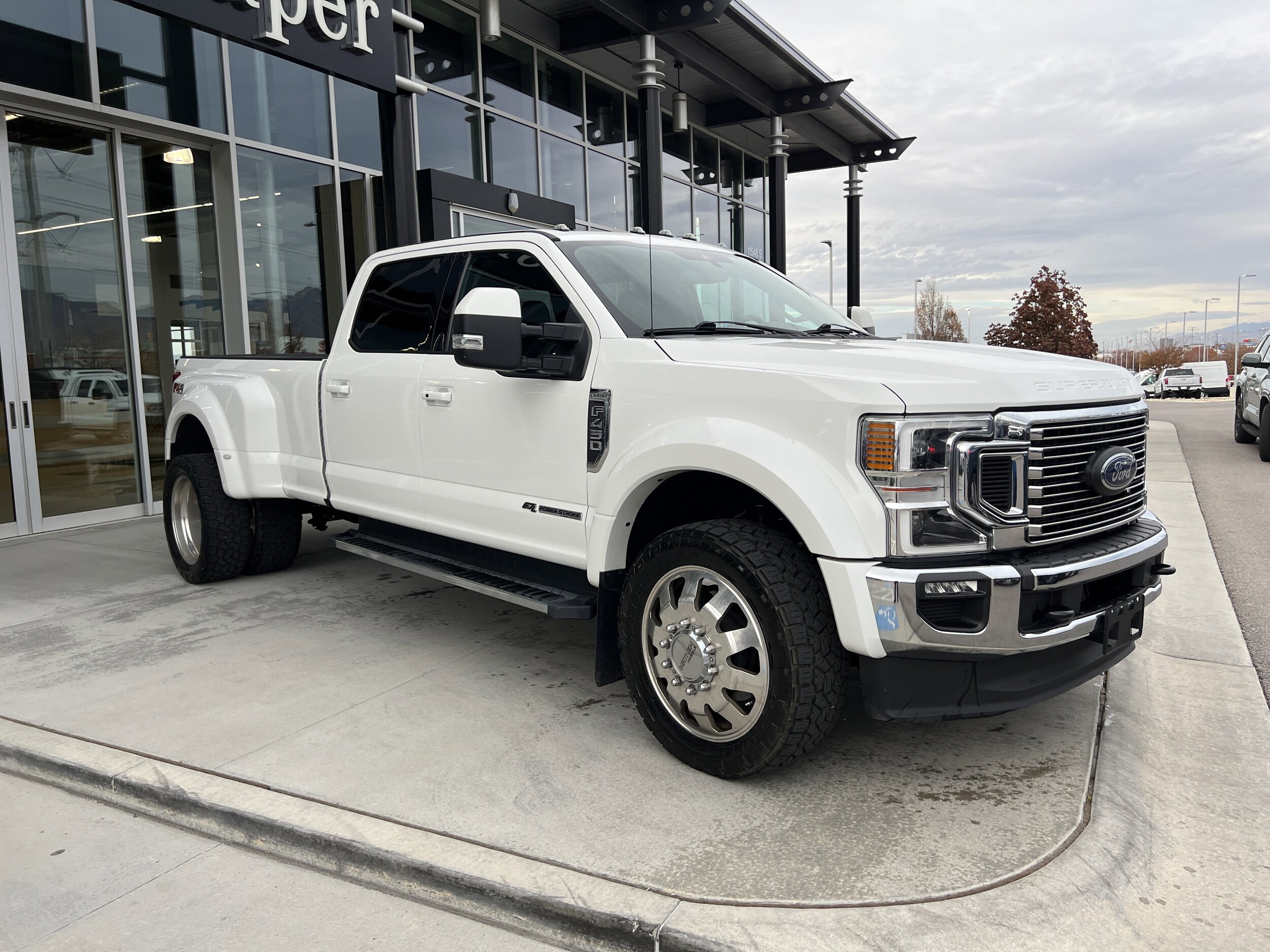 2021 Ford F-450 Lariat photo 4
