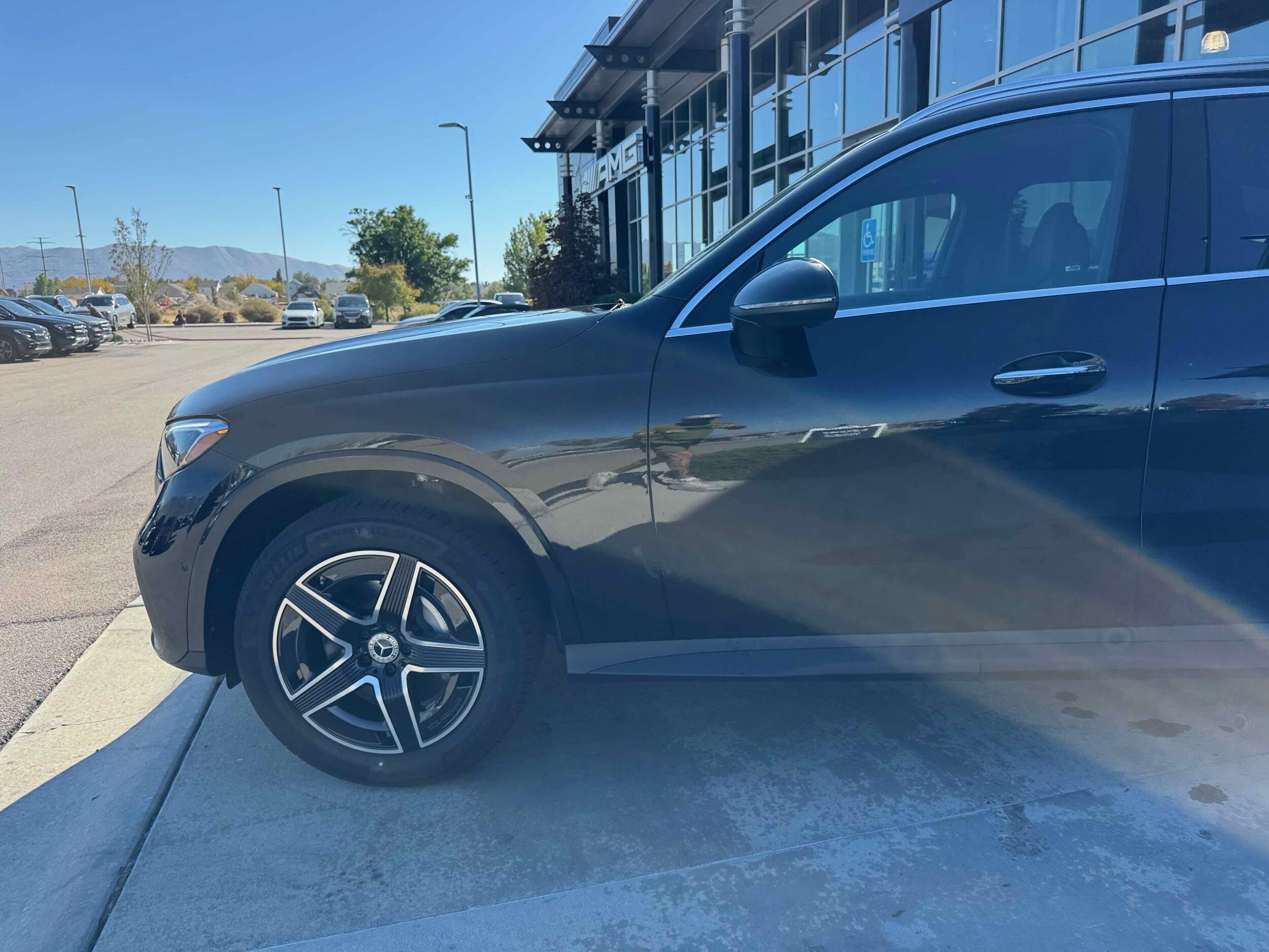 2026 Mercedes Benz GLC 300 4MATIC photo 2