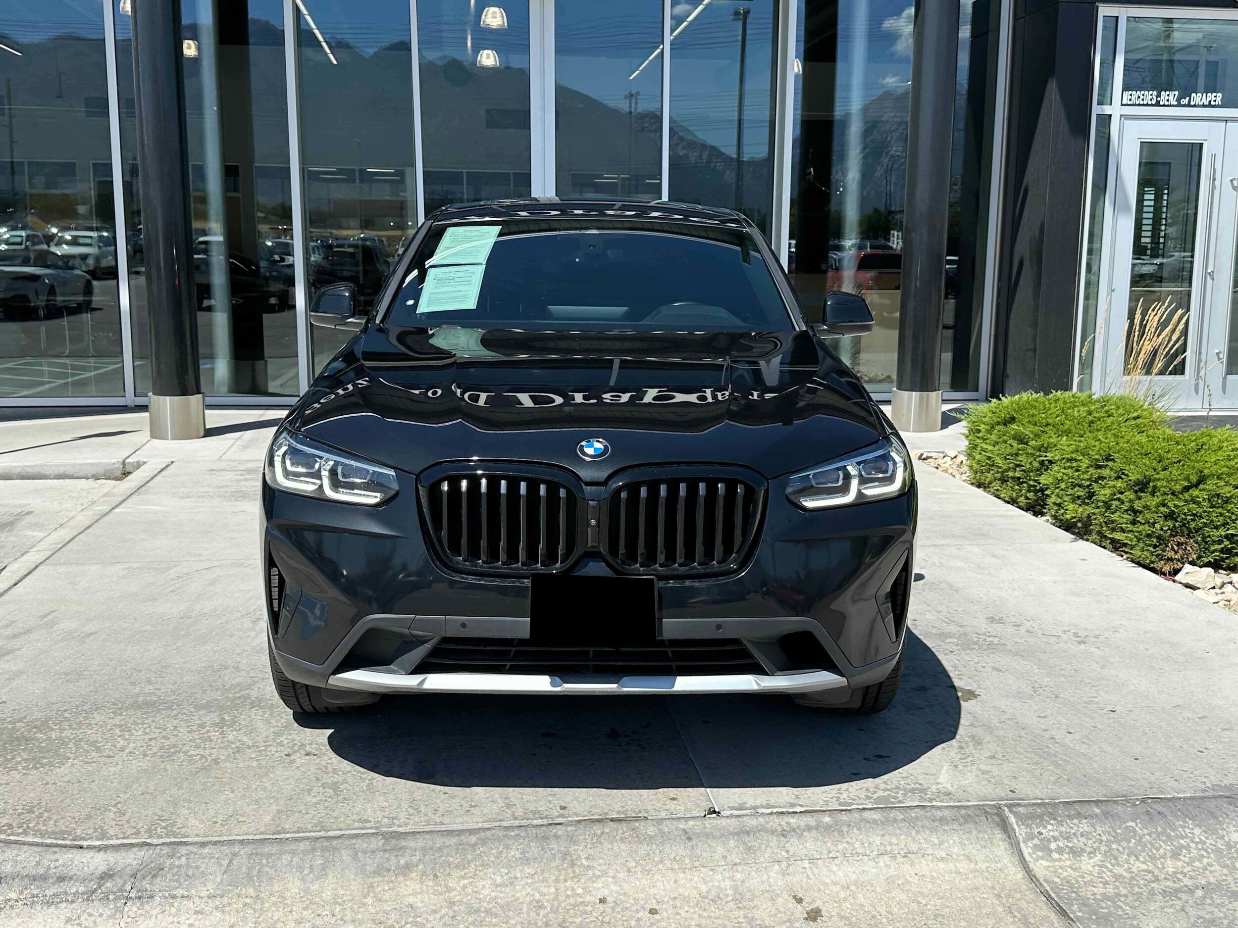 2023 Bmw X4 xDrive30i photo 2