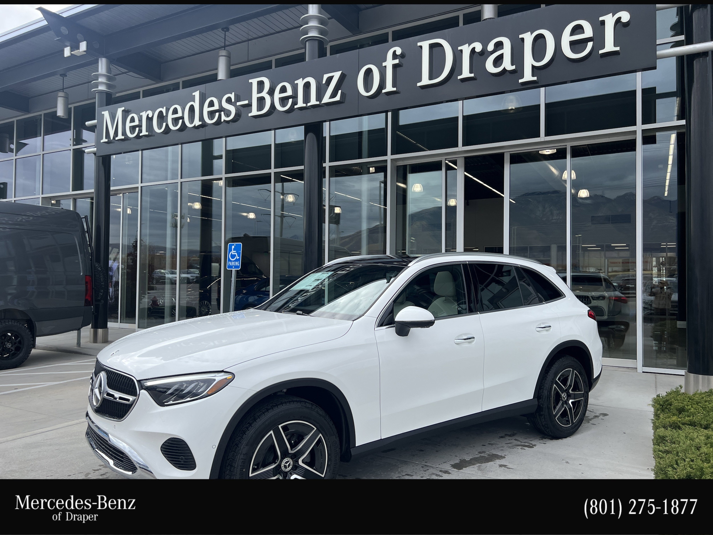 2026 Mercedes-Benz GLC Base's photo