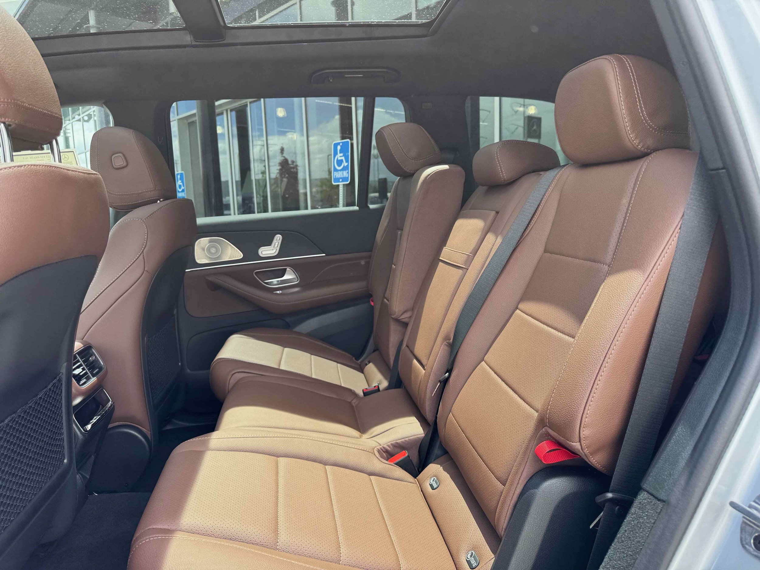 2025 Mercedes-Benz GLS Base - Photo 28