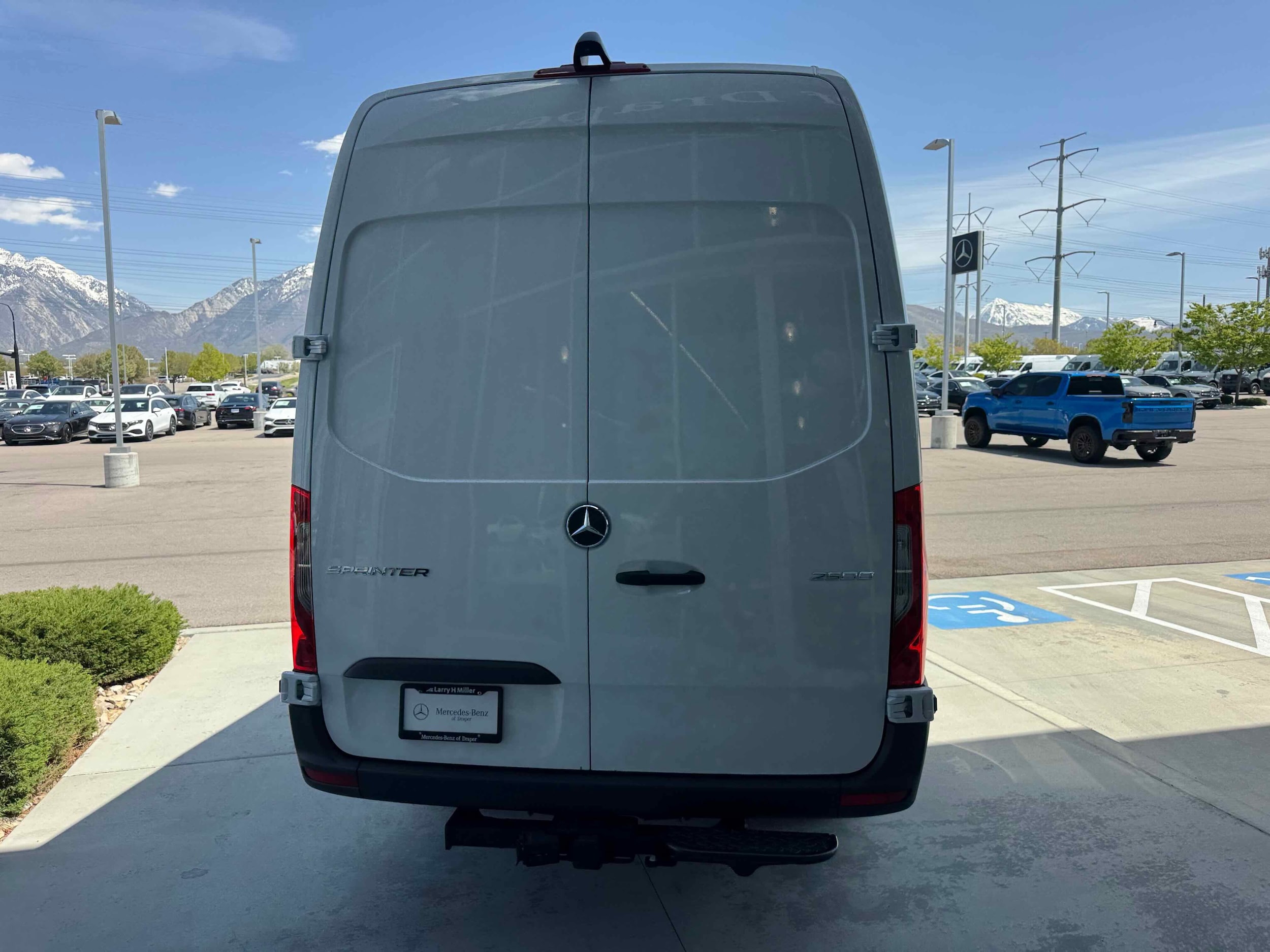 2025 Mercedes-Benz Sprinter Cargo Van Base - Photo 7