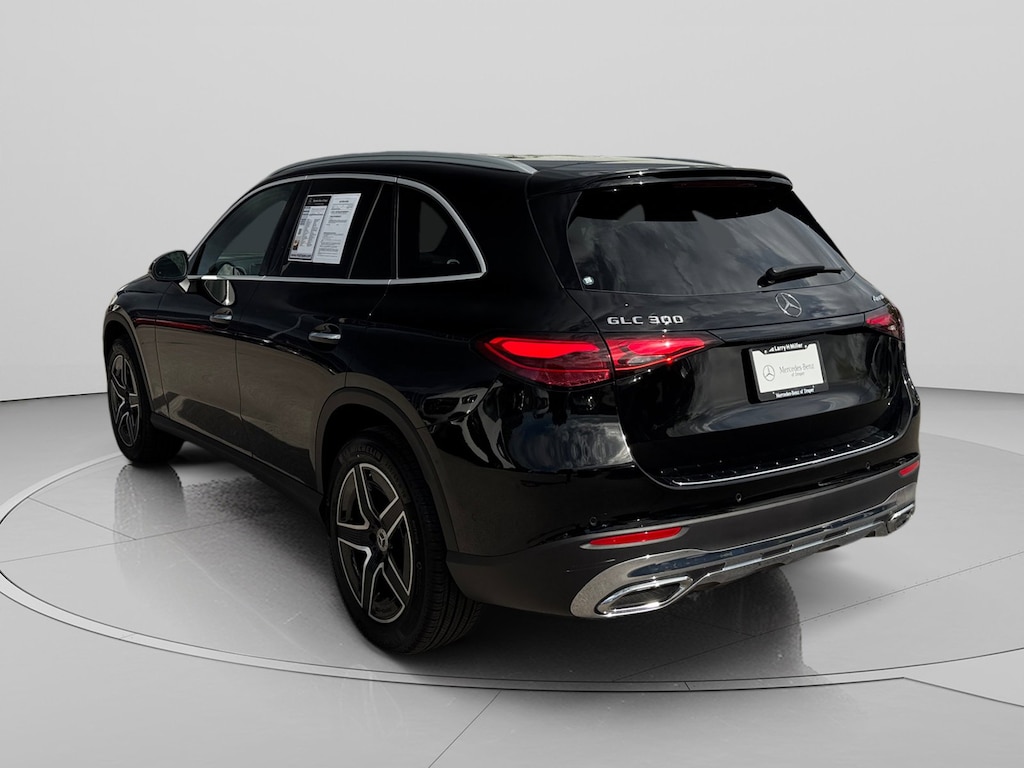 Used 2026 Mercedes-Benz GLC 300 4MATIC SUV