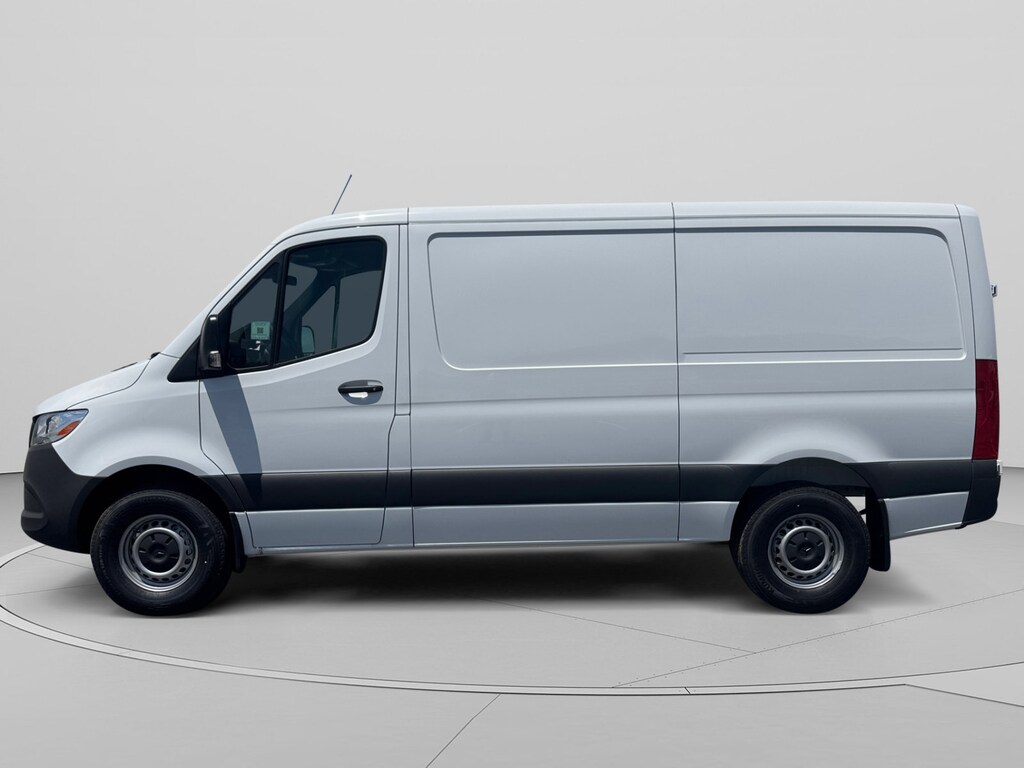 New 2026 Mercedes-Benz Sprinter 2500 Worker 2500 Standard Roof I4 Diesel 144 Worker RWD