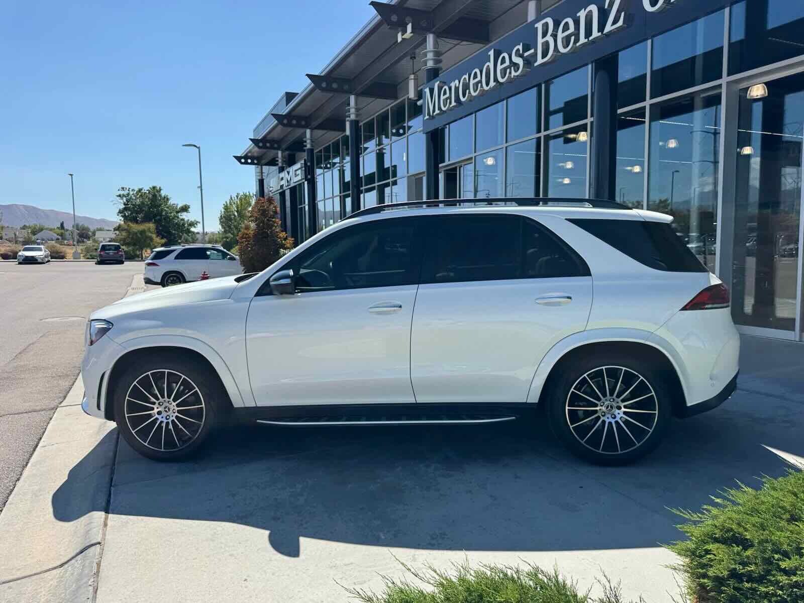 2023 Mercedes Benz GLE 350 4MATIC photo 3