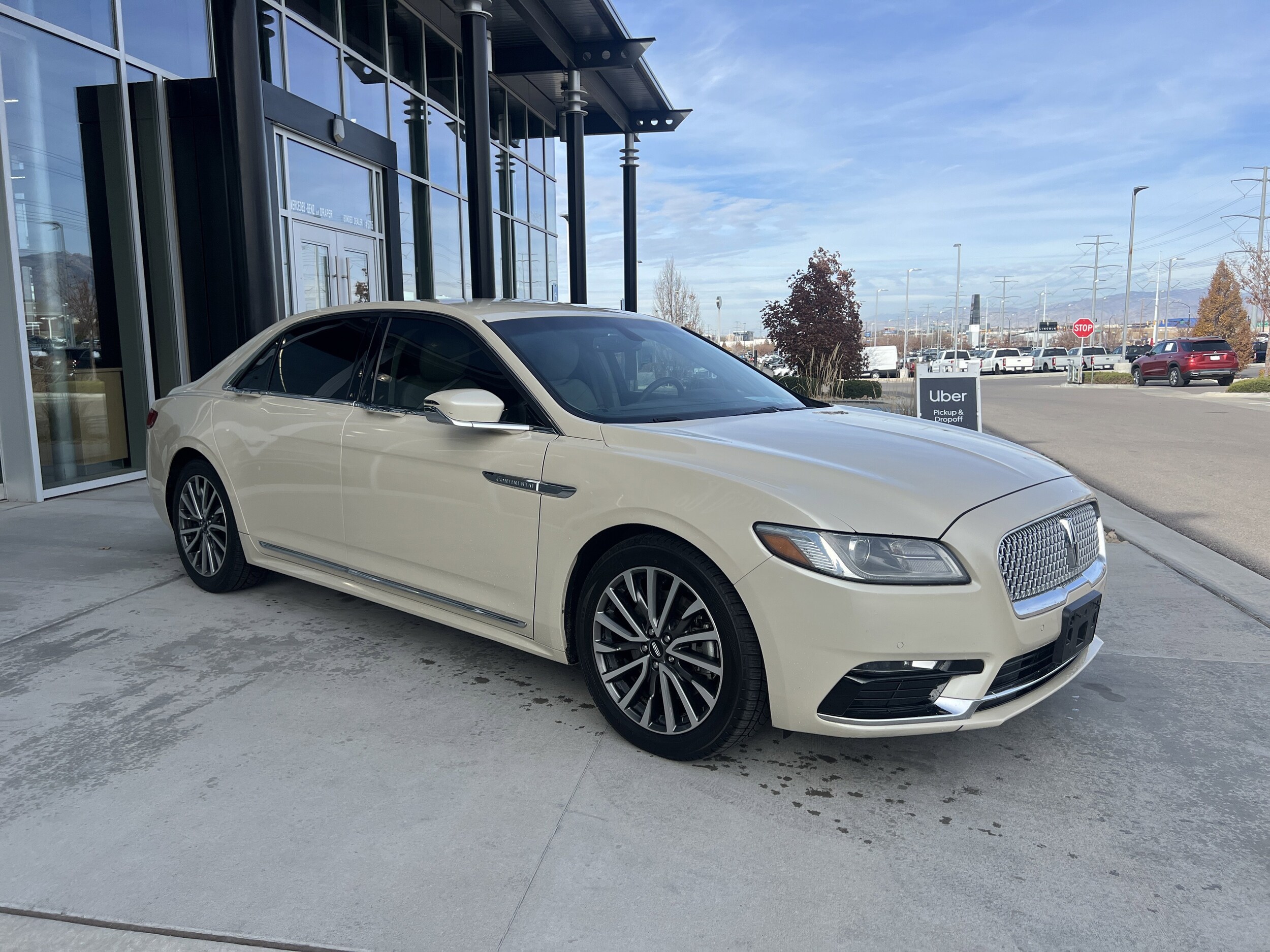 2018 Lincoln Continental Select photo 4