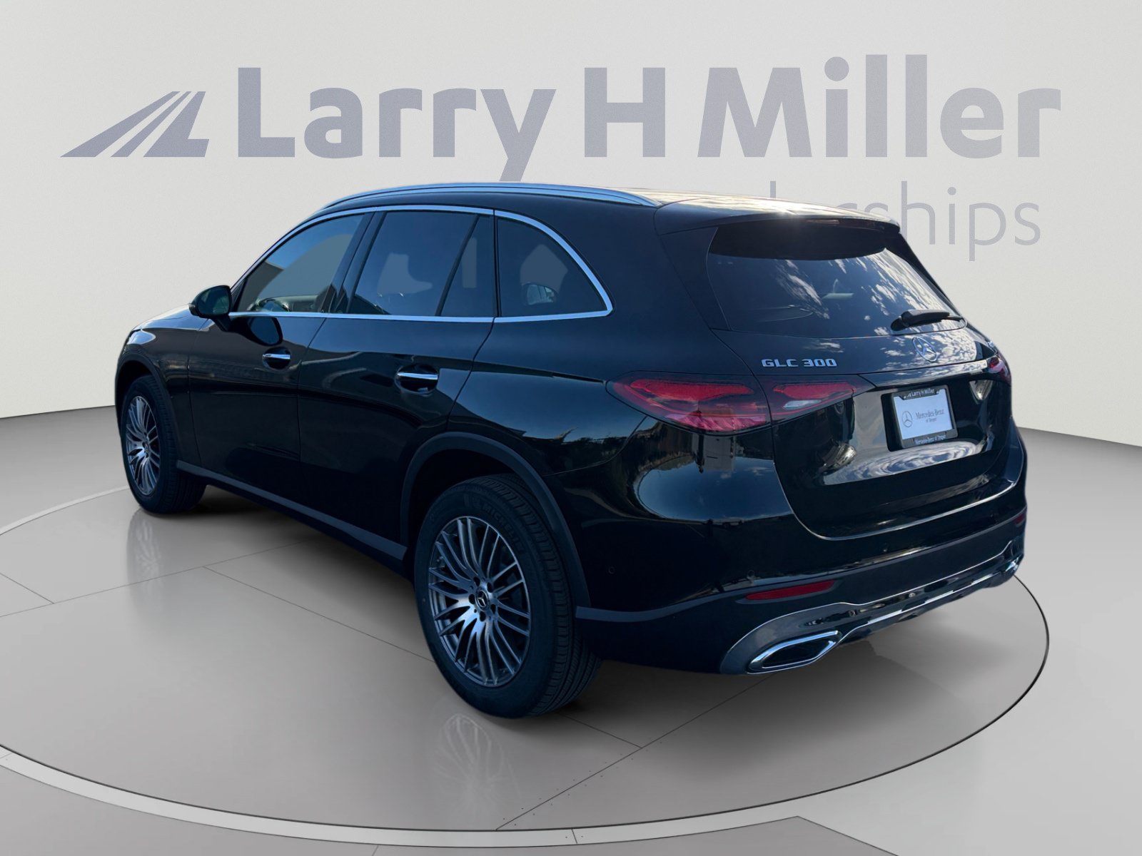 New 2027 Mercedes-Benz GLC 300 300 4MATIC SUV