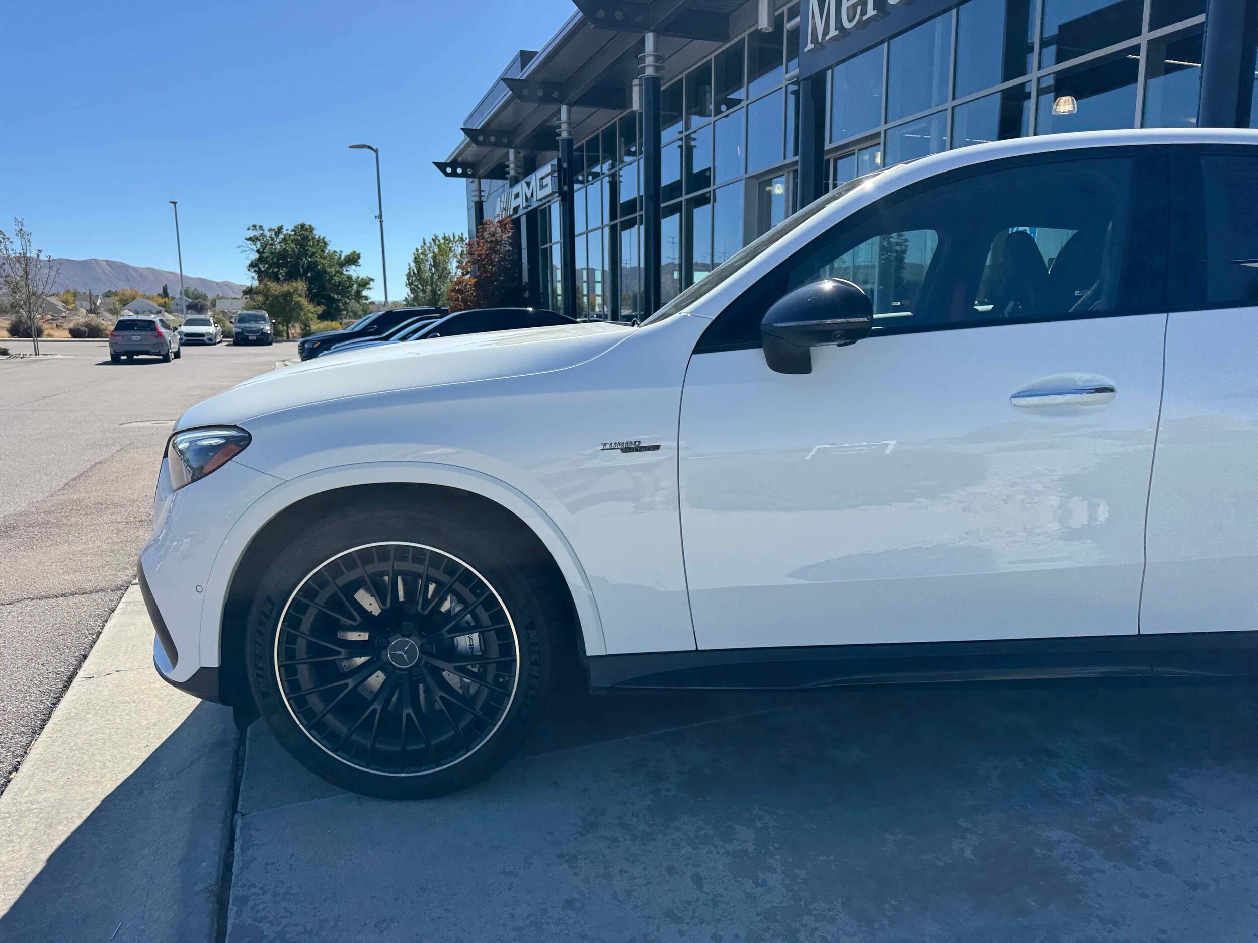 2024 Mercedes Benz GLC AMG 43 4MATIC photo 2