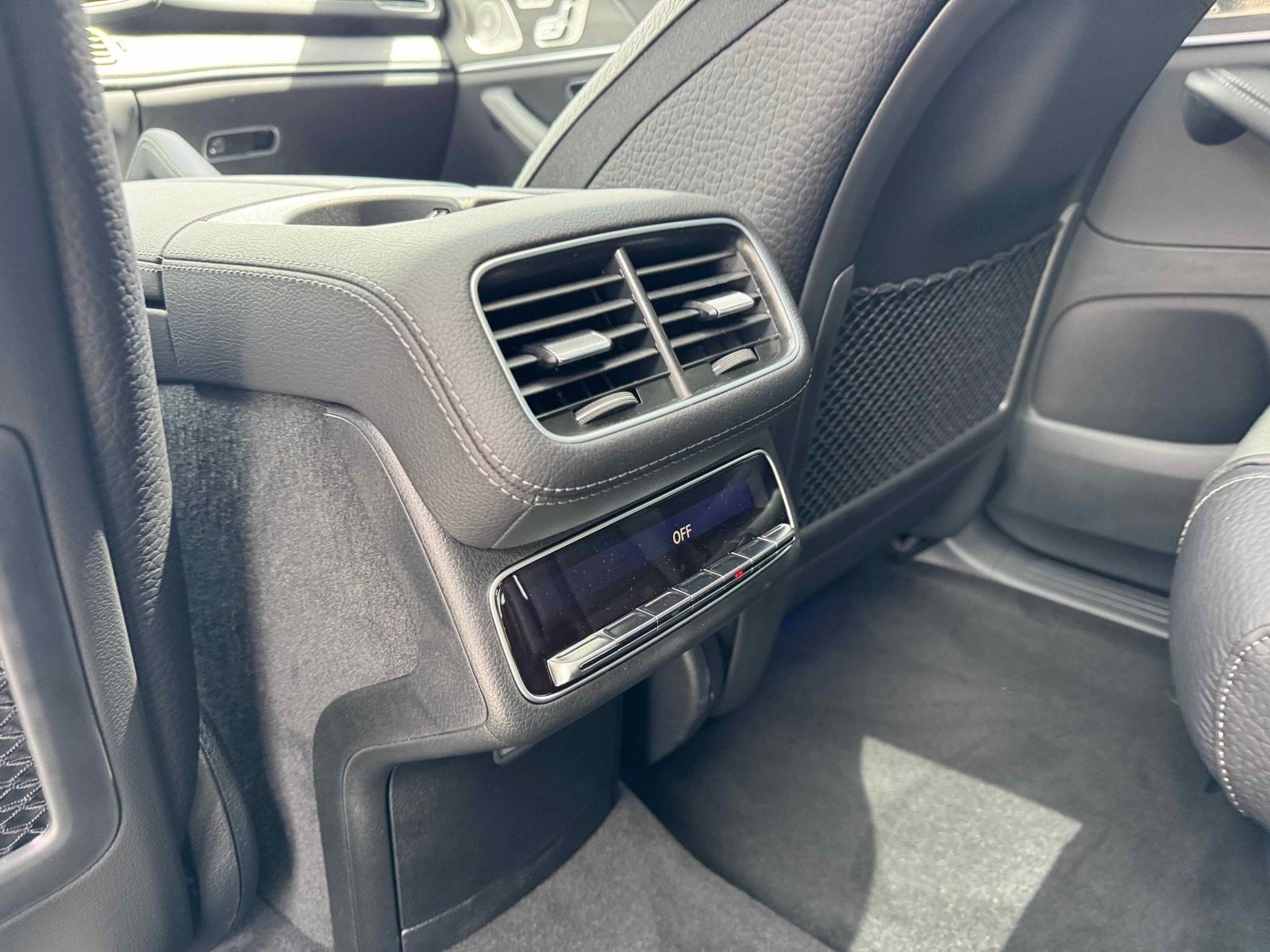 2025 Mercedes-Benz GLS Base - Photo 28