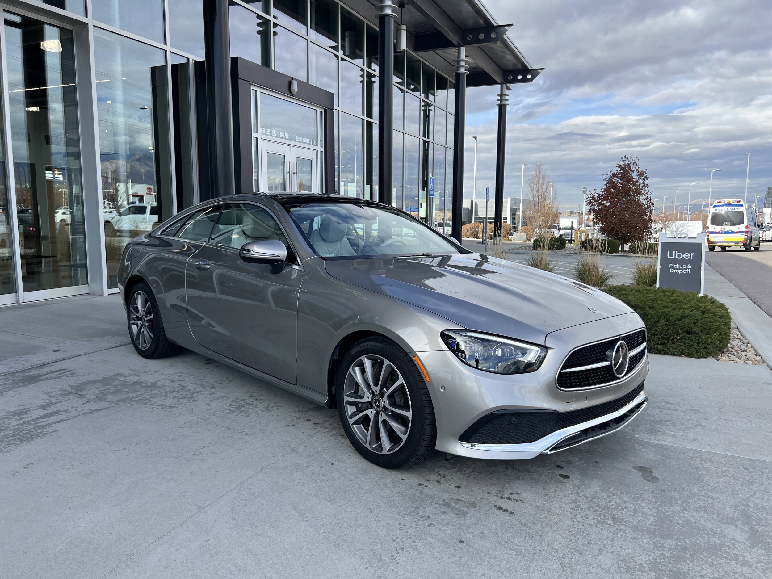 2022 Mercedes Benz E 450 4MATIC Coupe photo 4