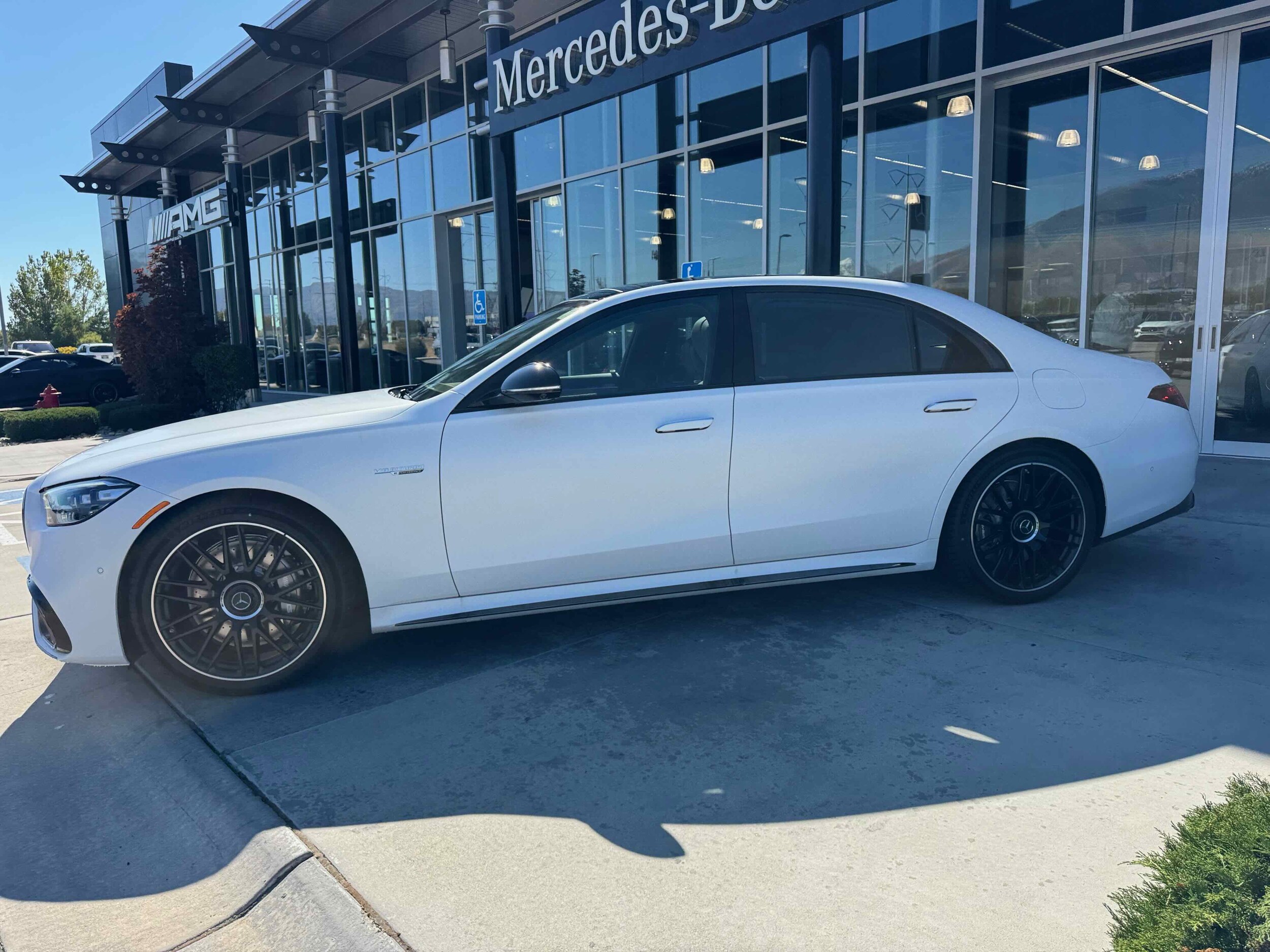 2026 Mercedes Benz S AMG 63 4MATIC photo 3