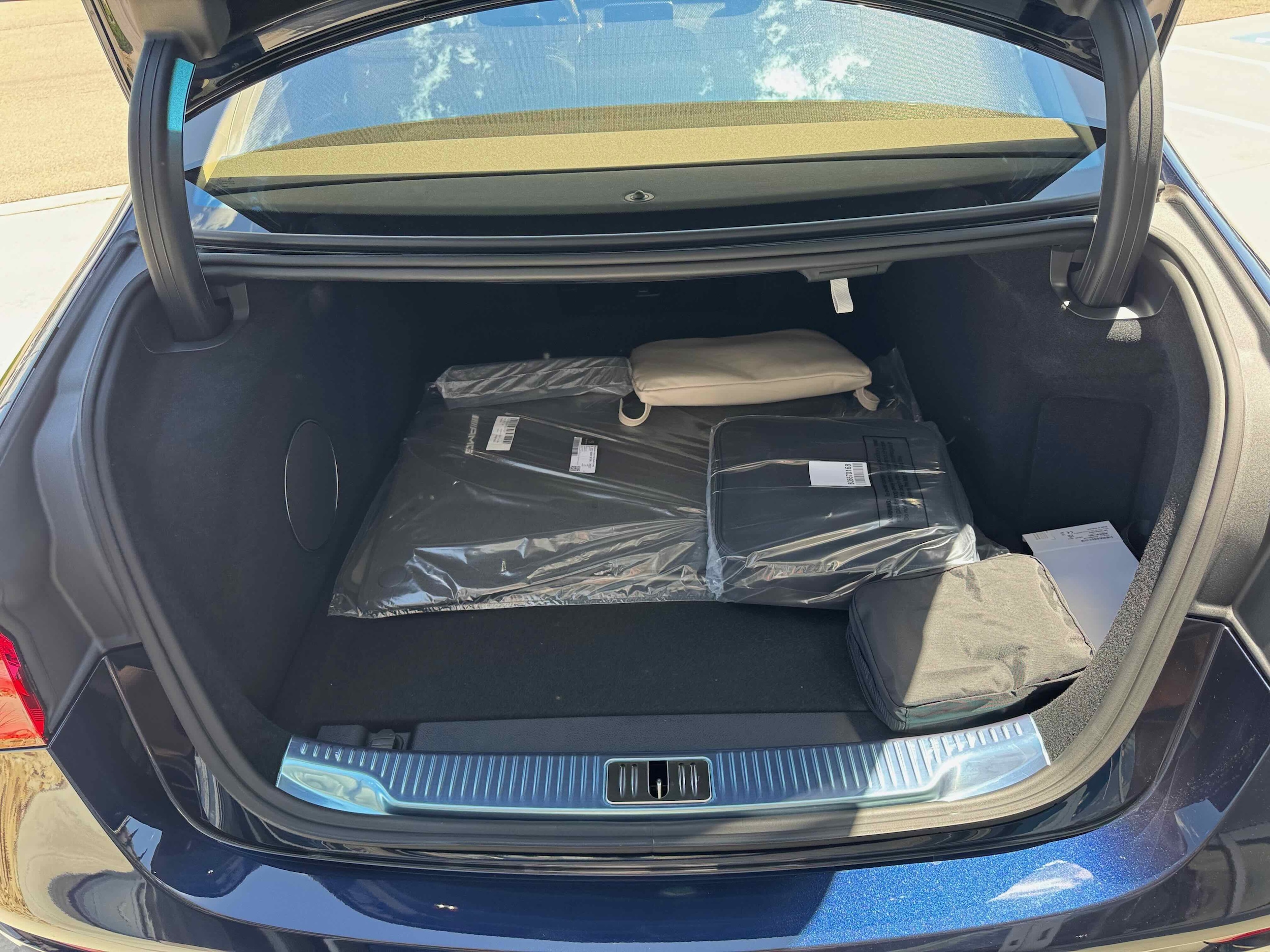 2025 Mercedes-Benz S-Class S 63 - Photo 31