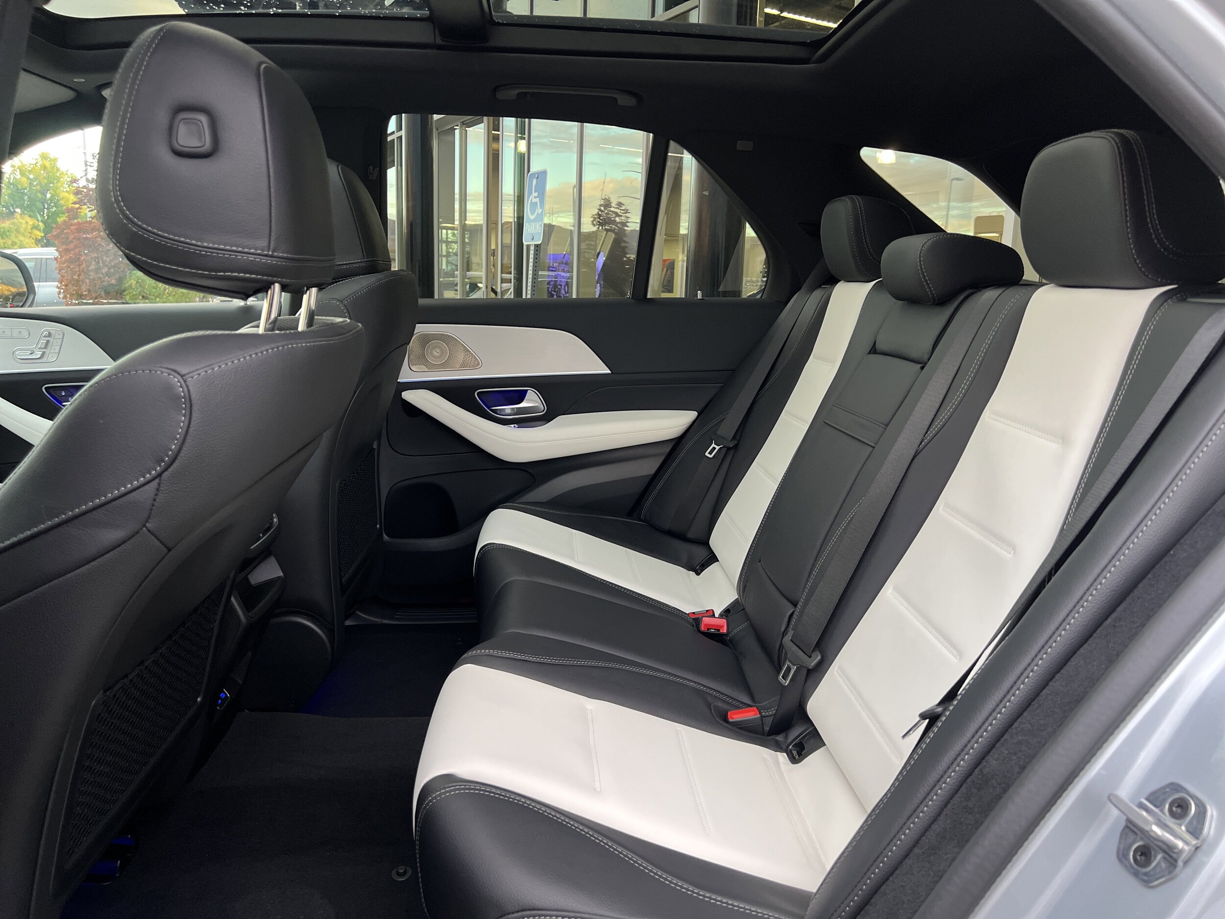 2026 Mercedes-Benz GLE GLE450 - Photo 26