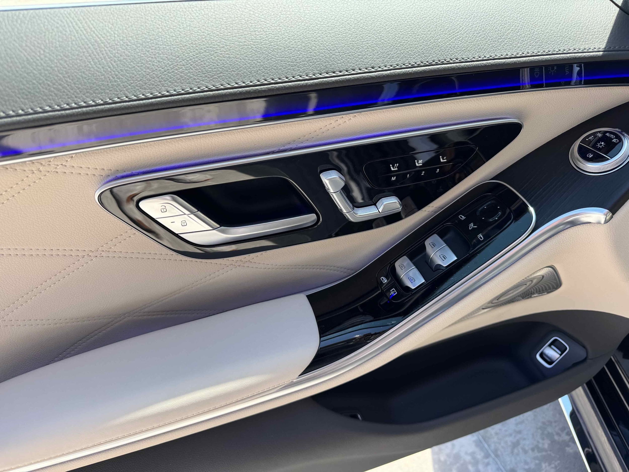 2025 Mercedes-Benz S-Class S 63 - Photo 18