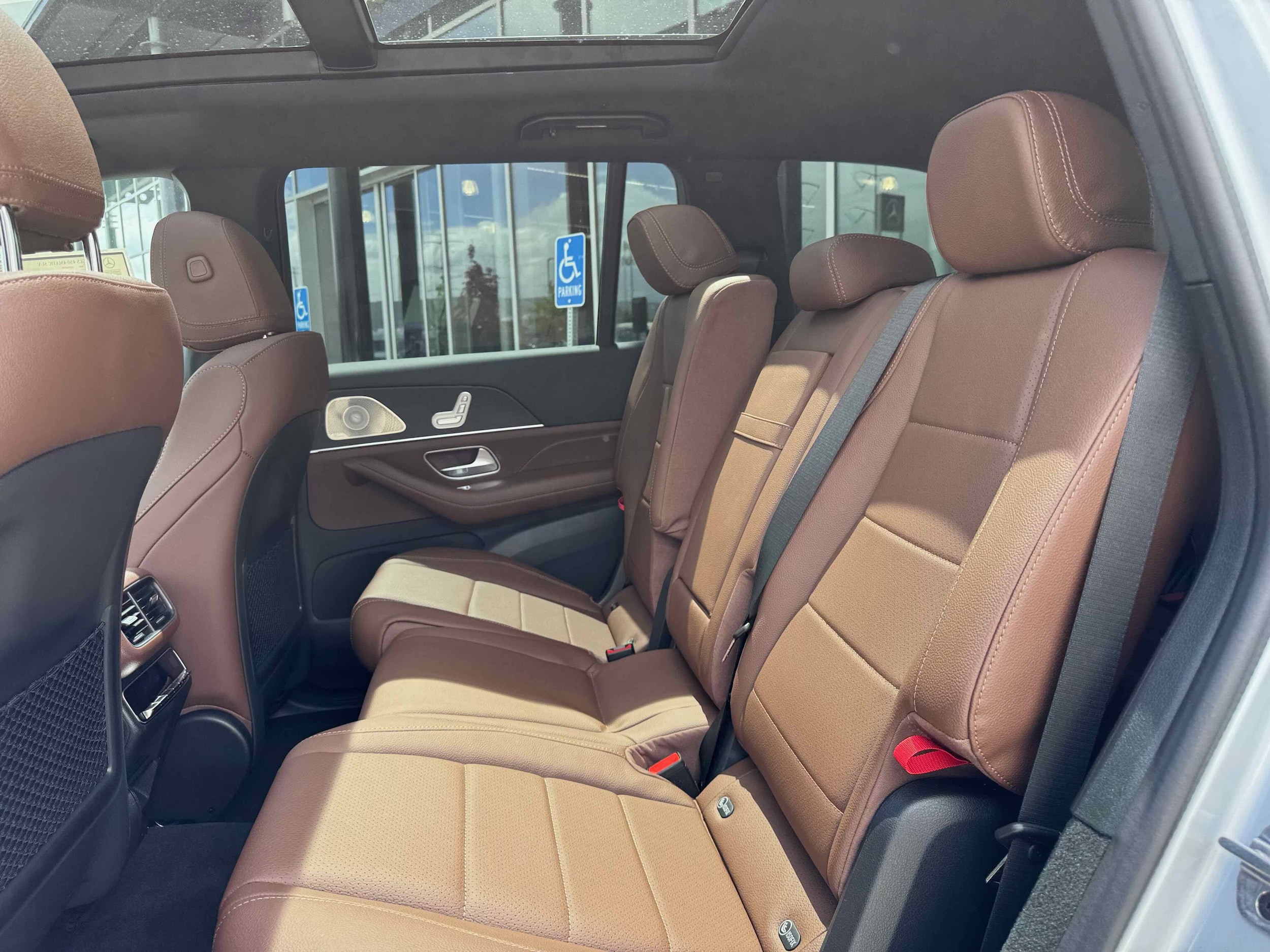 2025 Mercedes-Benz GLS Base - Photo 28