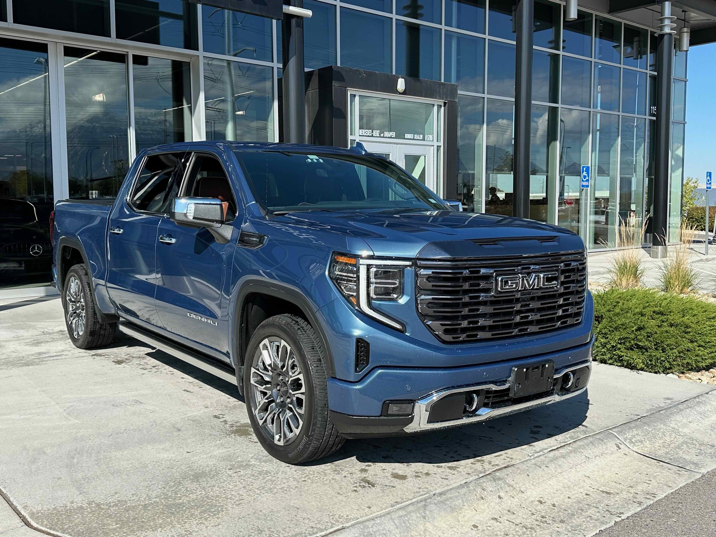 2024 Gmc Sierra 1500 Denali Ultimate photo 3