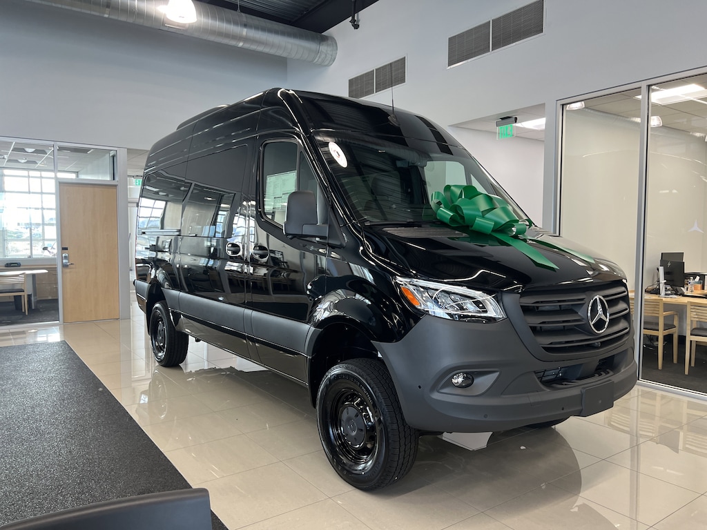 New 2025 Mercedes-Benz Sprinter Passenger Van 2500 High Roof I4 Diesel HO 144 AWD