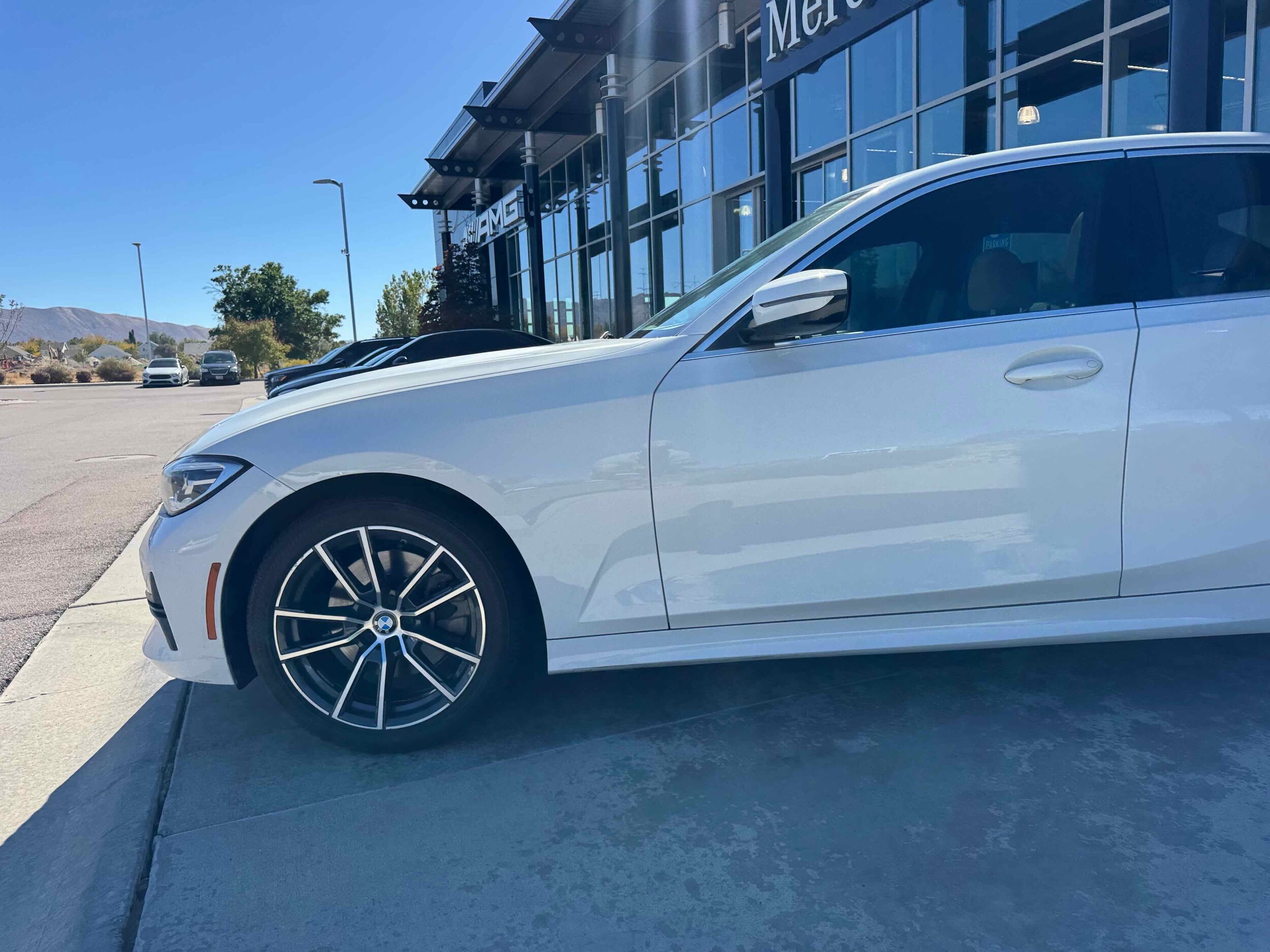 2020 Bmw 330i Sedan photo 2