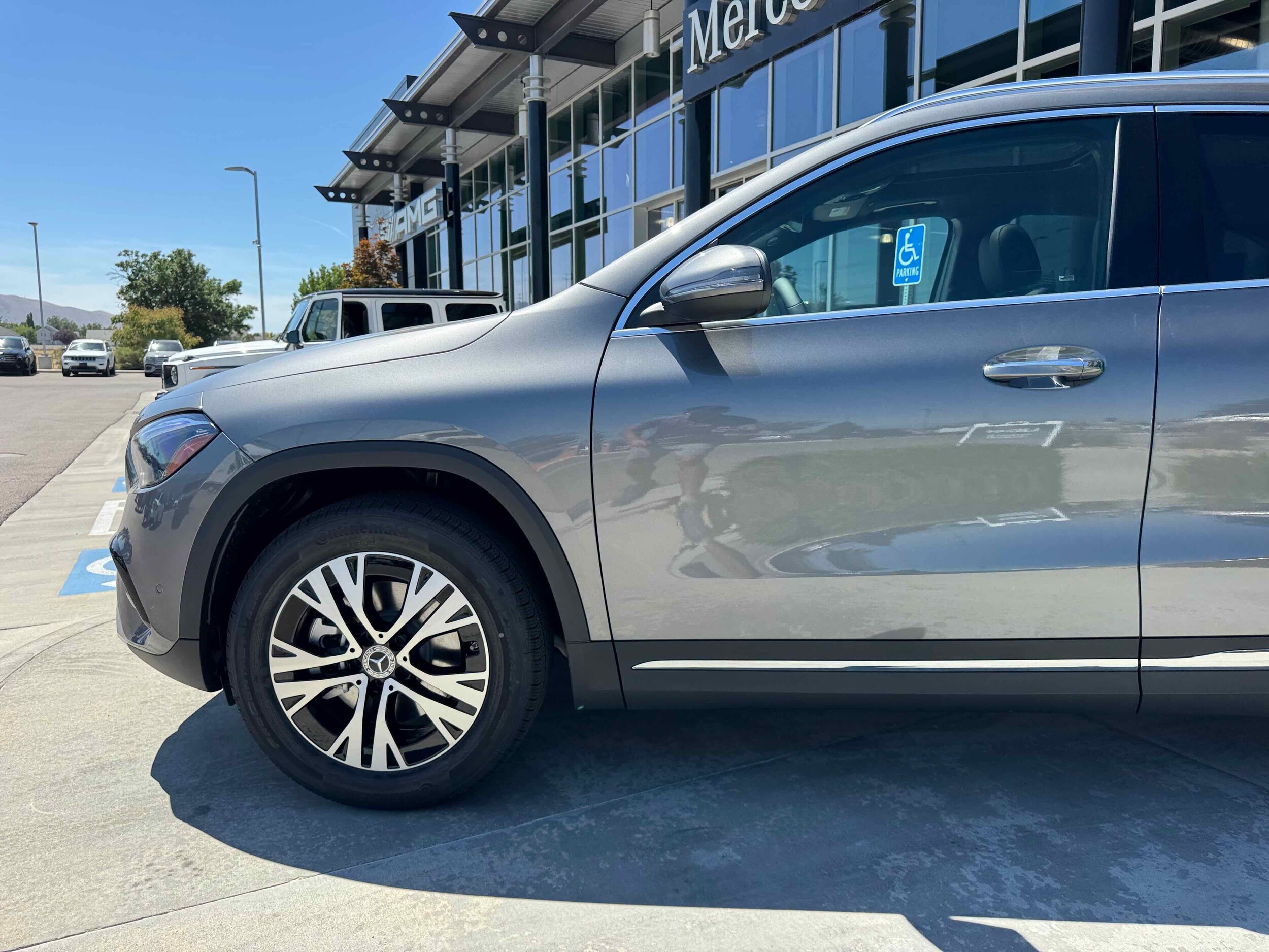 2026 Mercedes Benz GLA 250 4MATIC photo 3