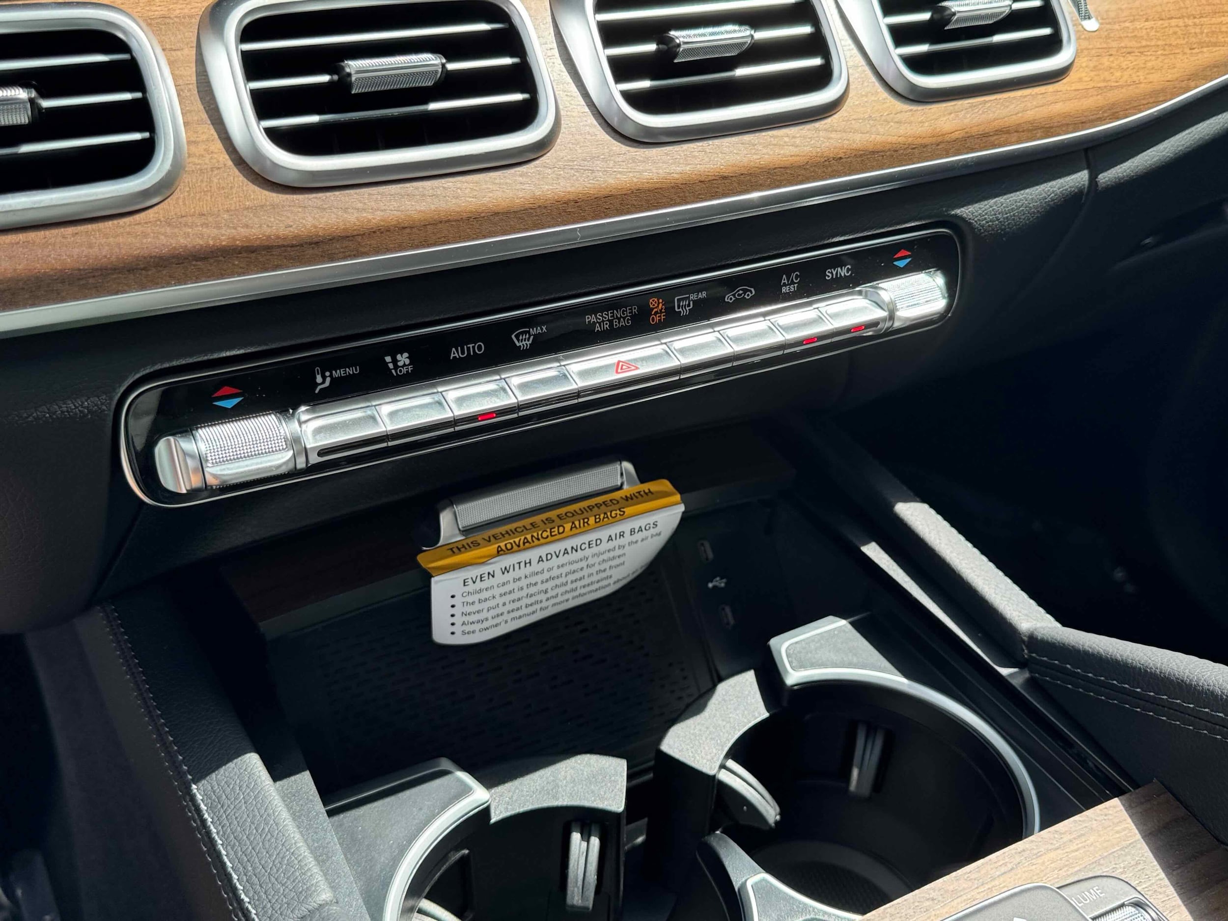 2025 Mercedes-Benz GLS Base - Photo 23