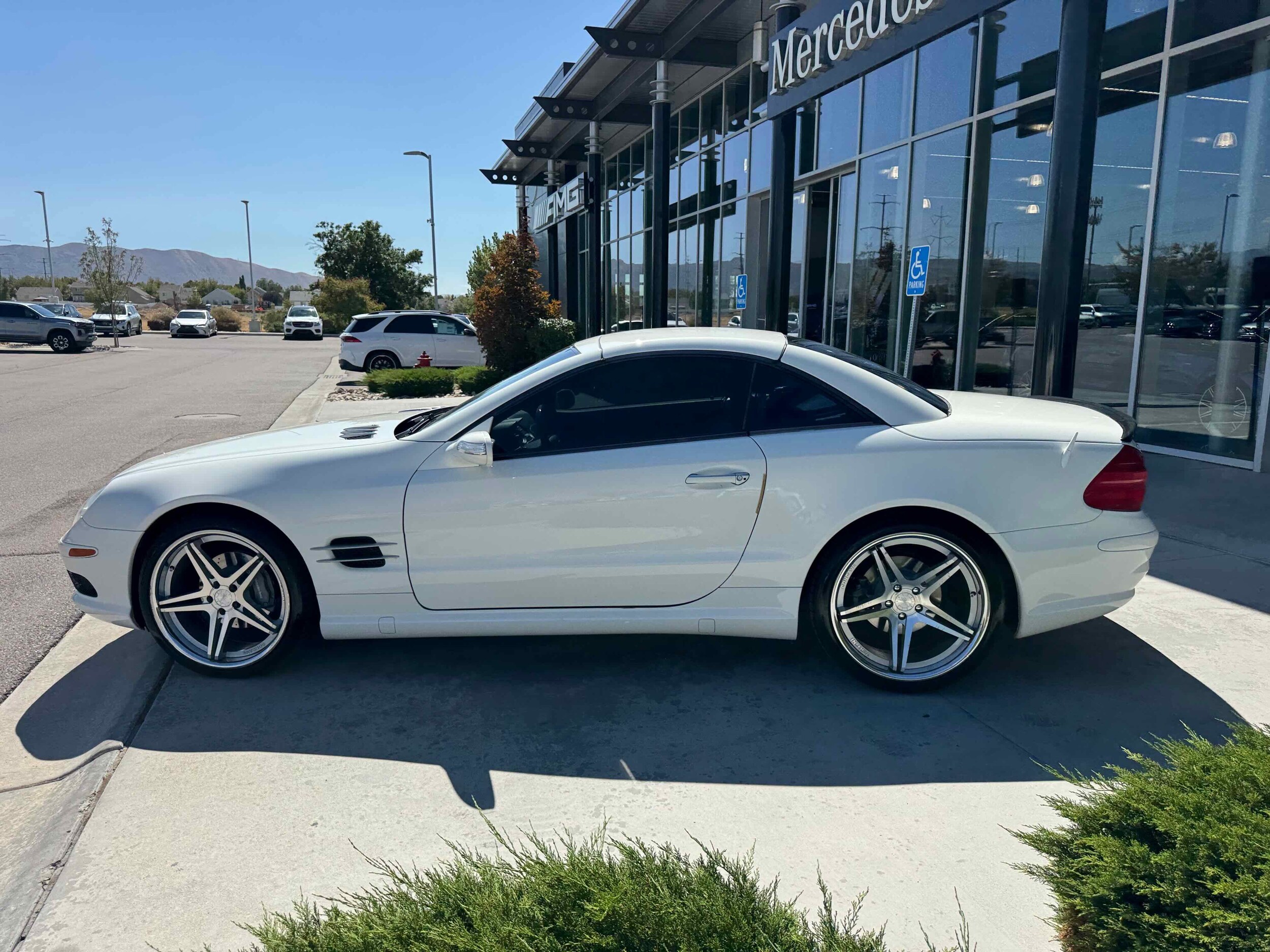 2004 Mercedes Benz SL 500 photo 3