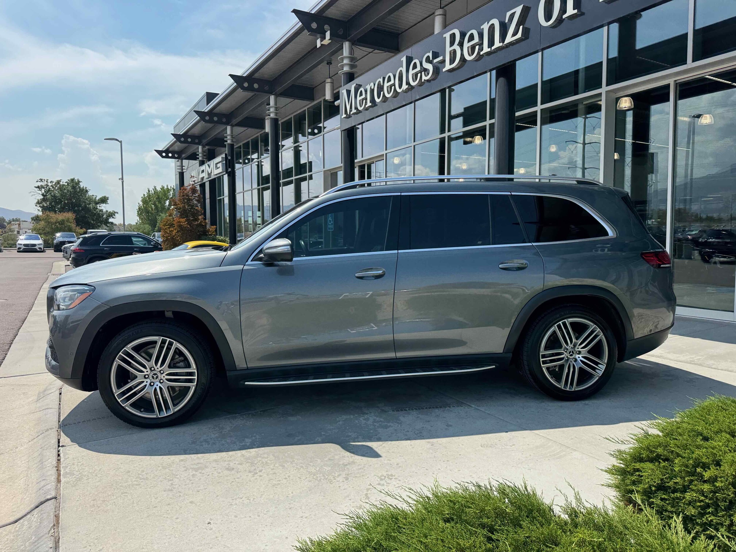2020 Mercedes Benz GLS 450 4MATIC photo 3