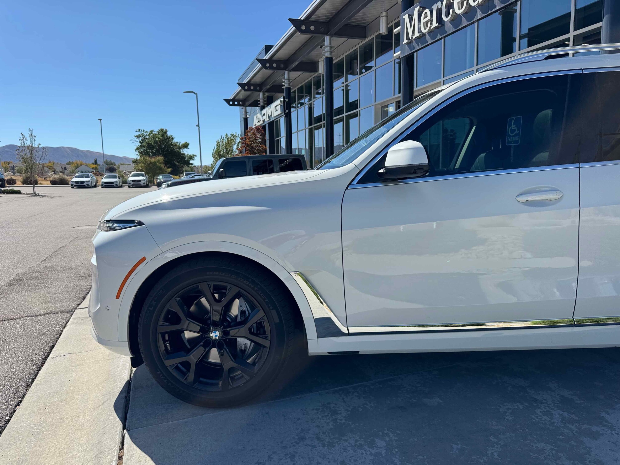 2023 Bmw X7 xDrive40i photo 2
