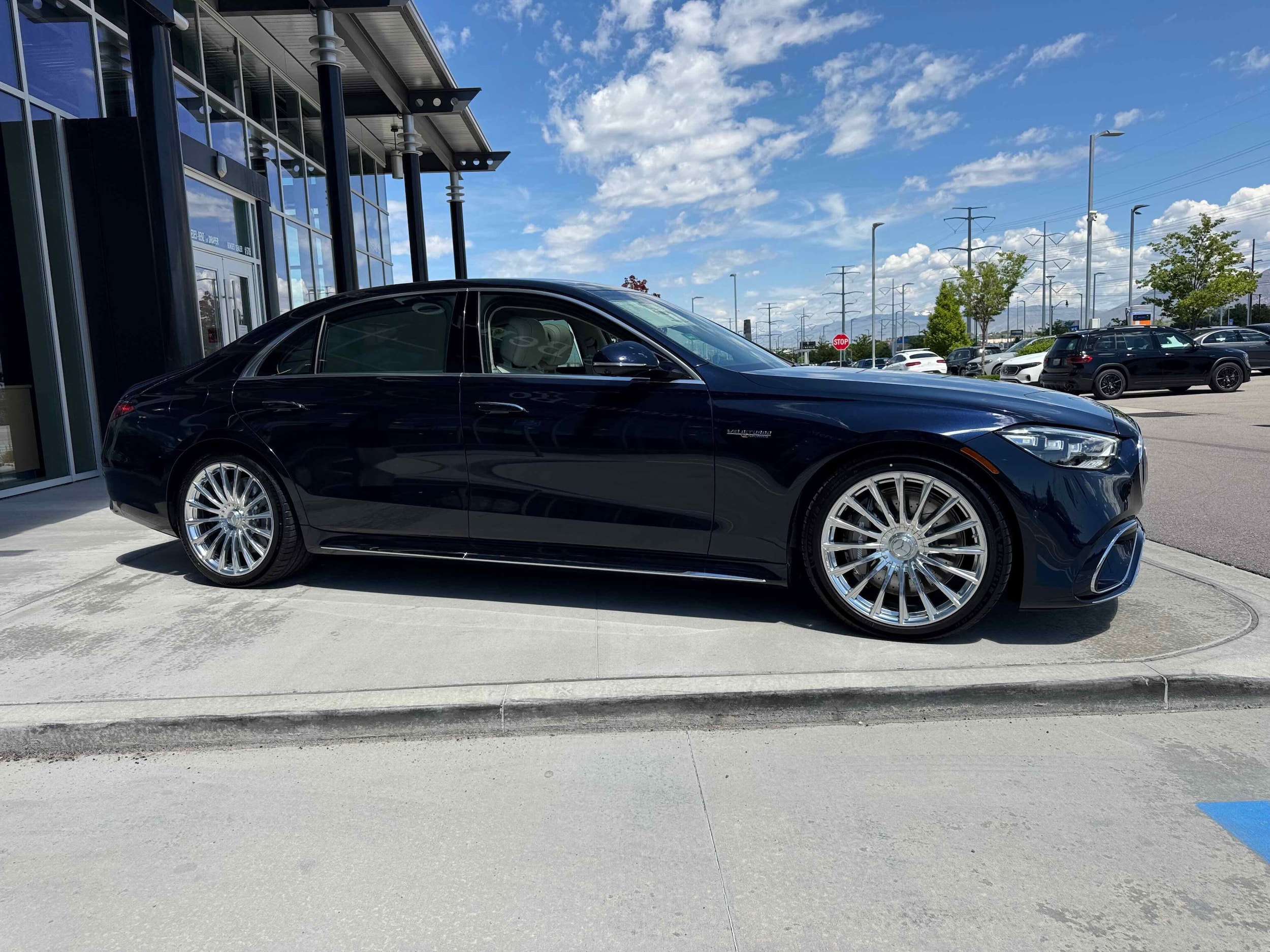 2025 Mercedes-Benz S-Class S 63 - Photo 10