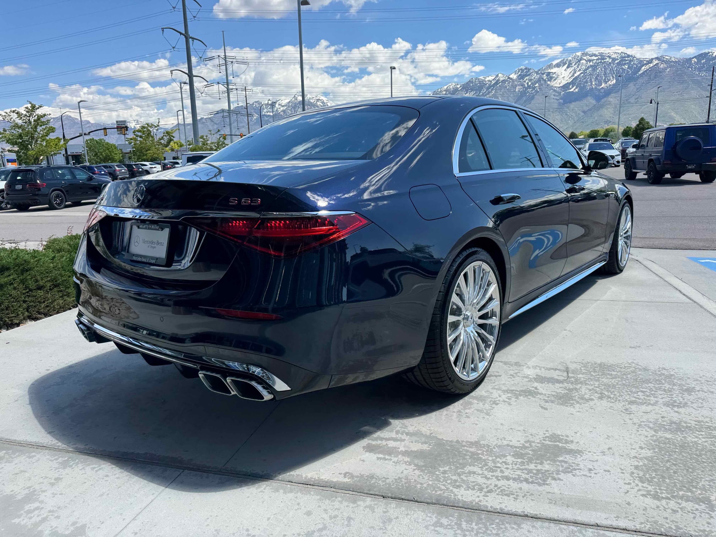 2025 Mercedes-Benz S-Class S 63 - Photo 8