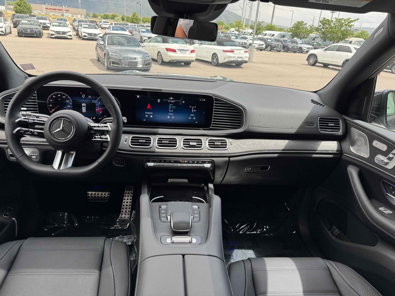 2025 Mercedes-Benz GLS Base - Photo 29