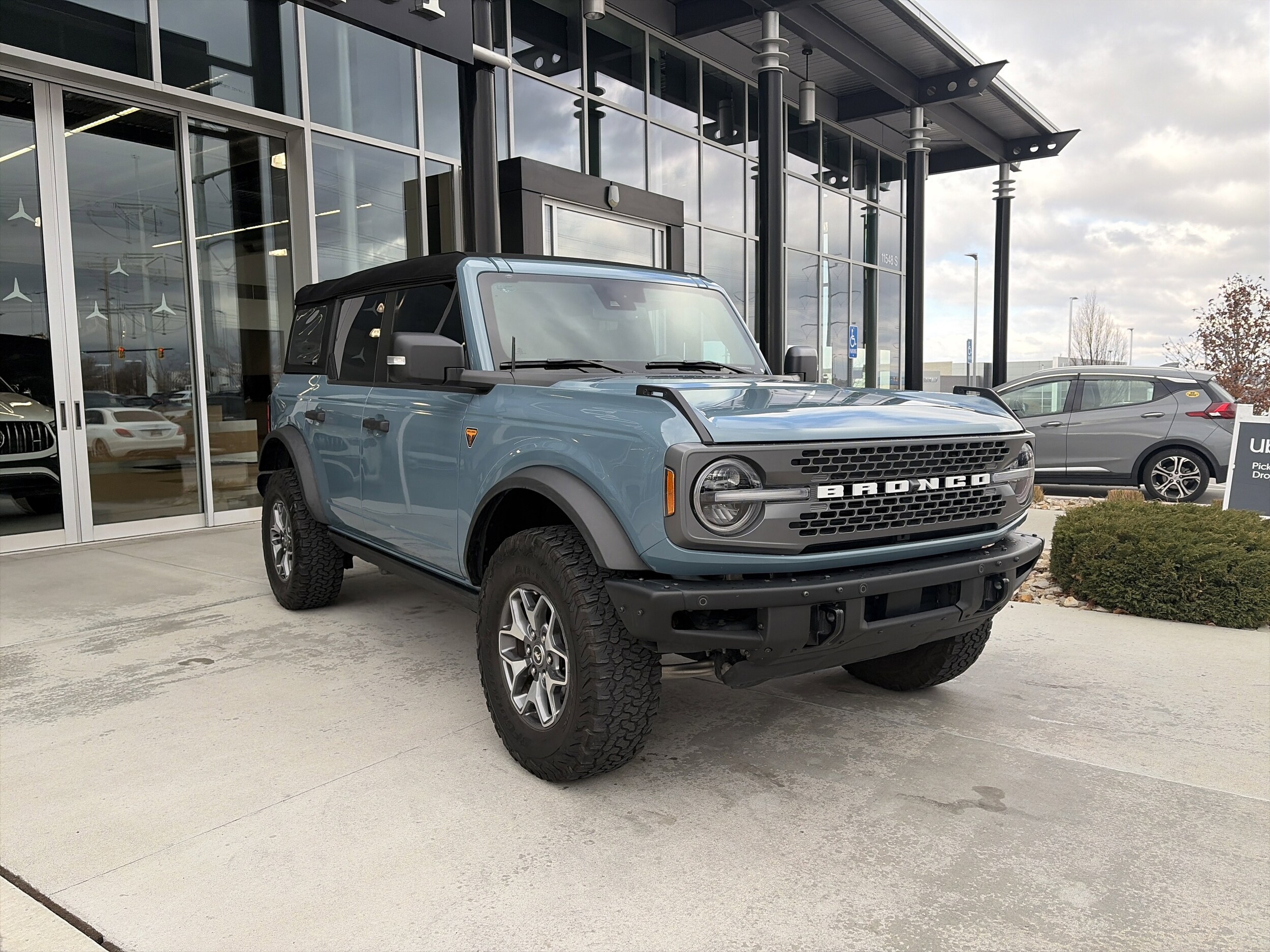 2023 Ford Bronco Badlands photo 3