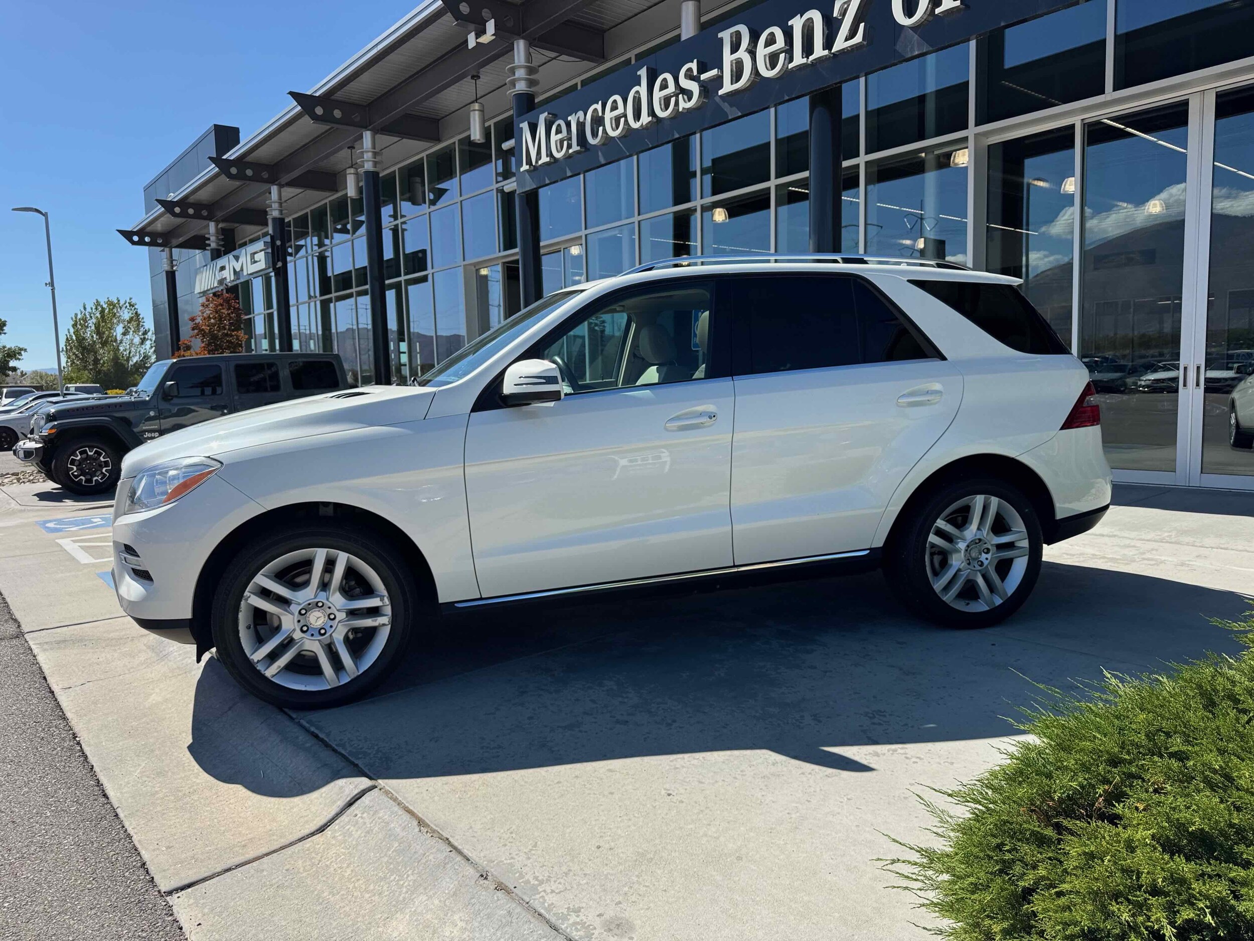 2014 Mercedes Benz ML 350 4MATIC photo 4