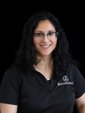 Staff member Erika Gonzalez from ID_f6cf7bac1a94