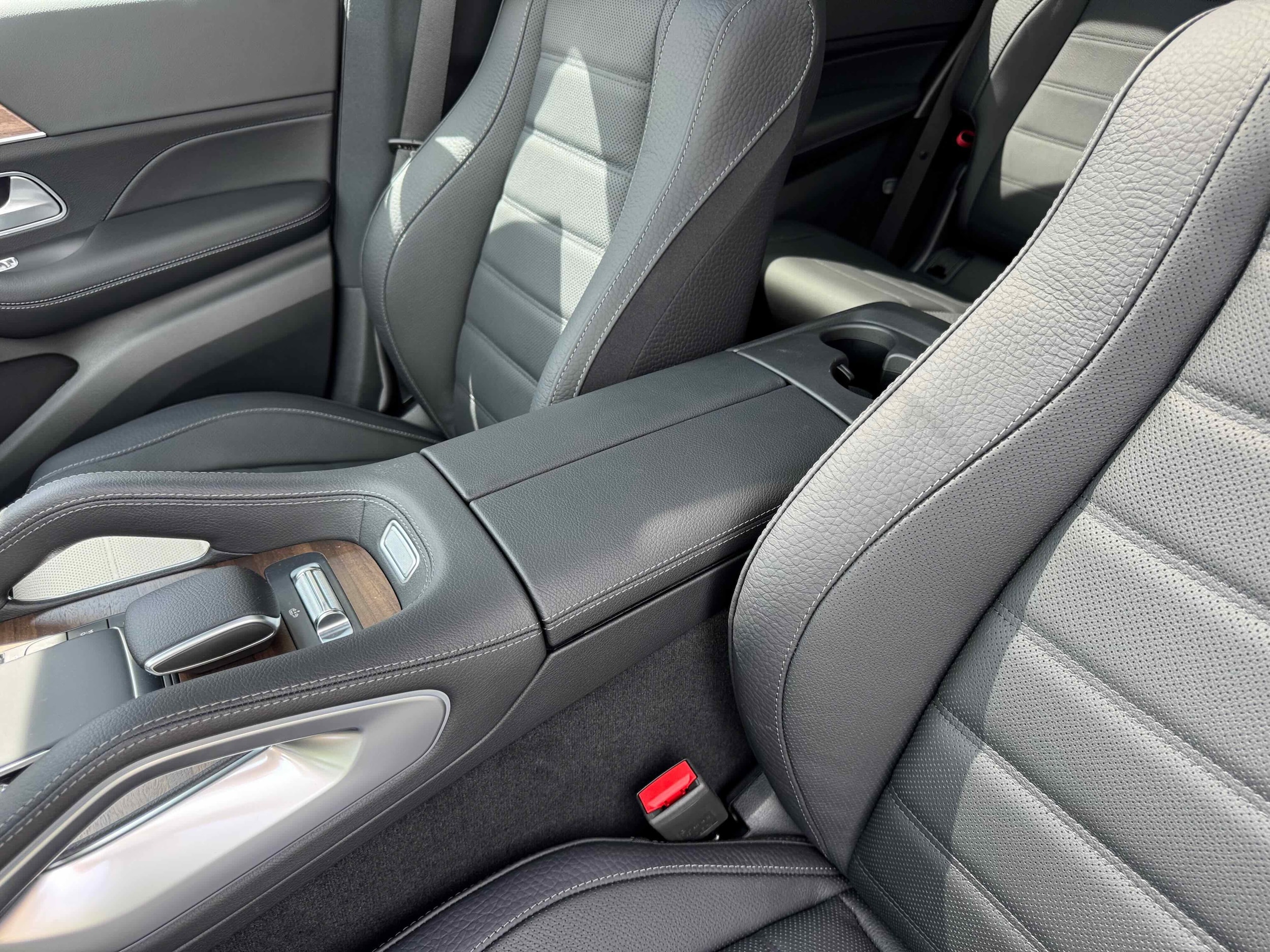 2025 Mercedes-Benz GLS Base - Photo 27