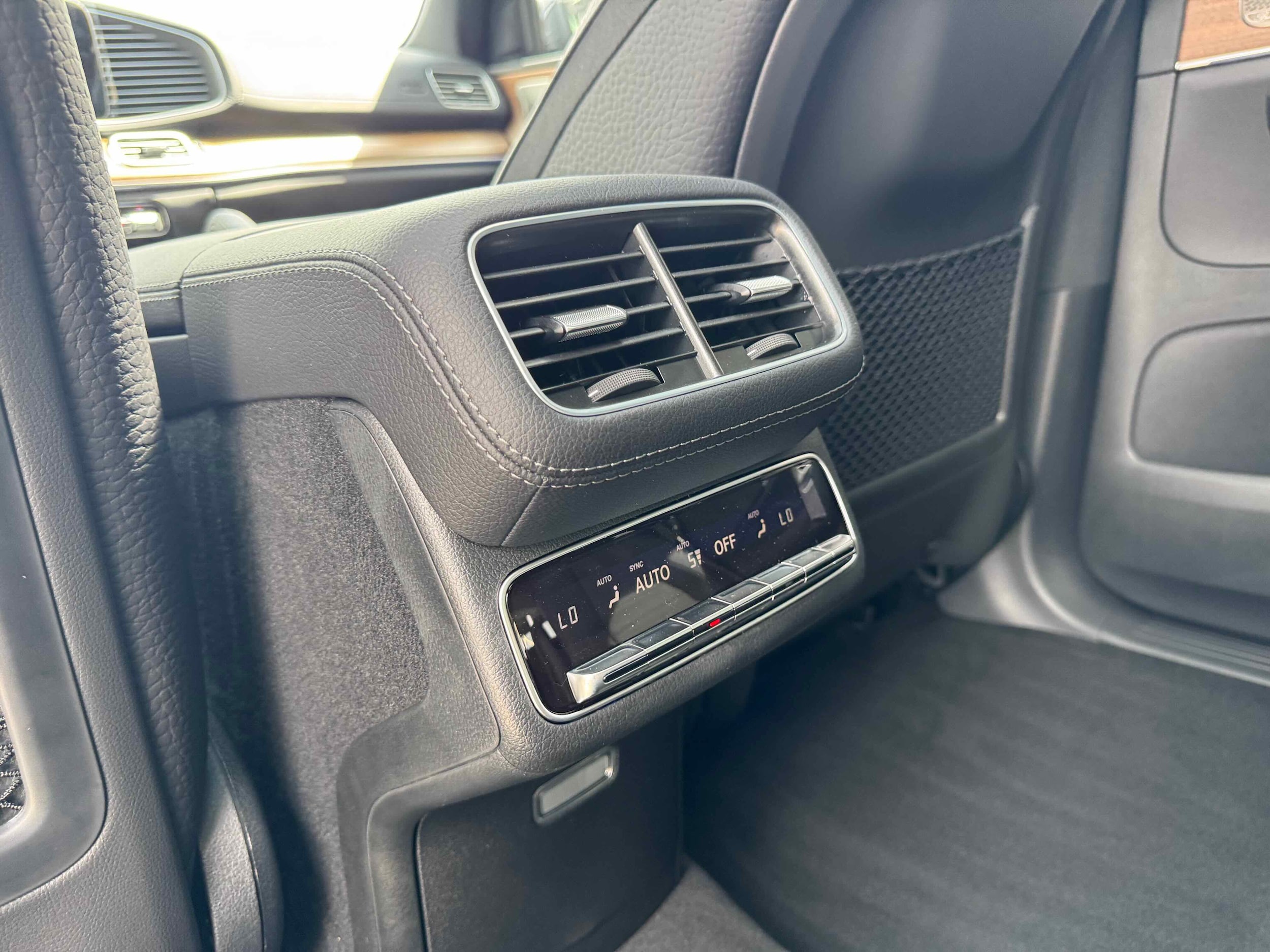 2025 Mercedes-Benz GLS Base - Photo 30