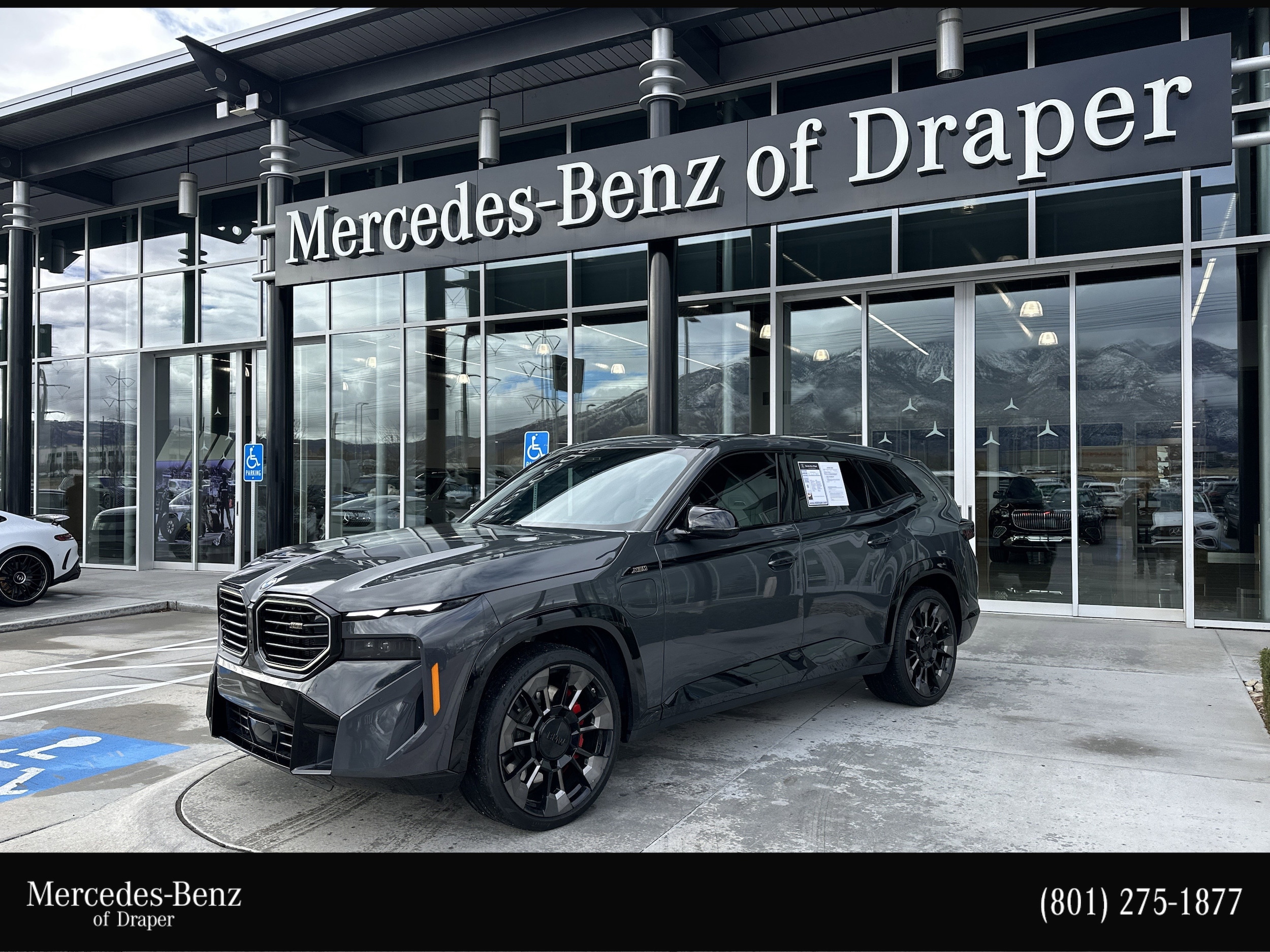 2024 BMW XM Base's photo