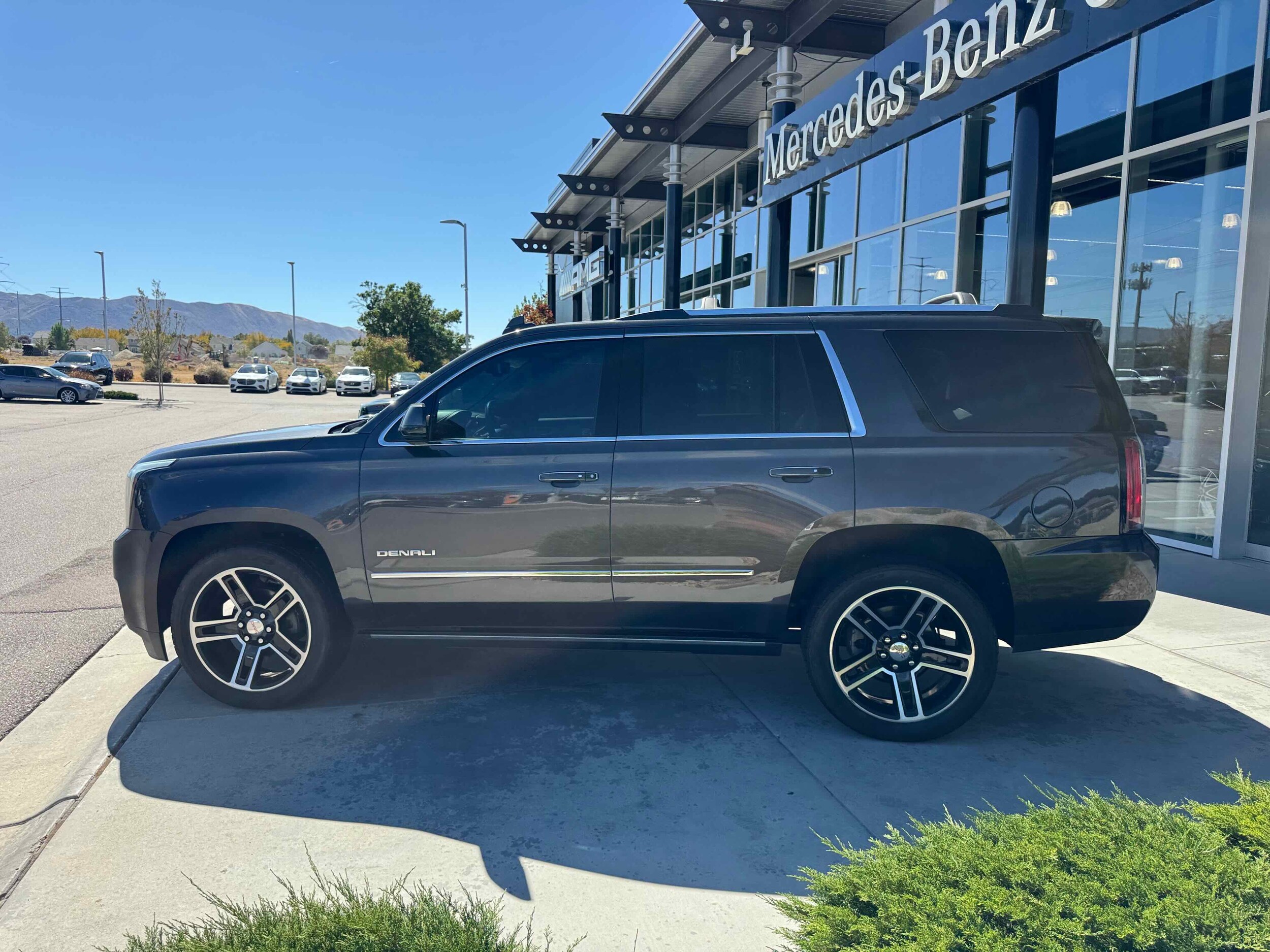 2016 Gmc Yukon Denali photo 3