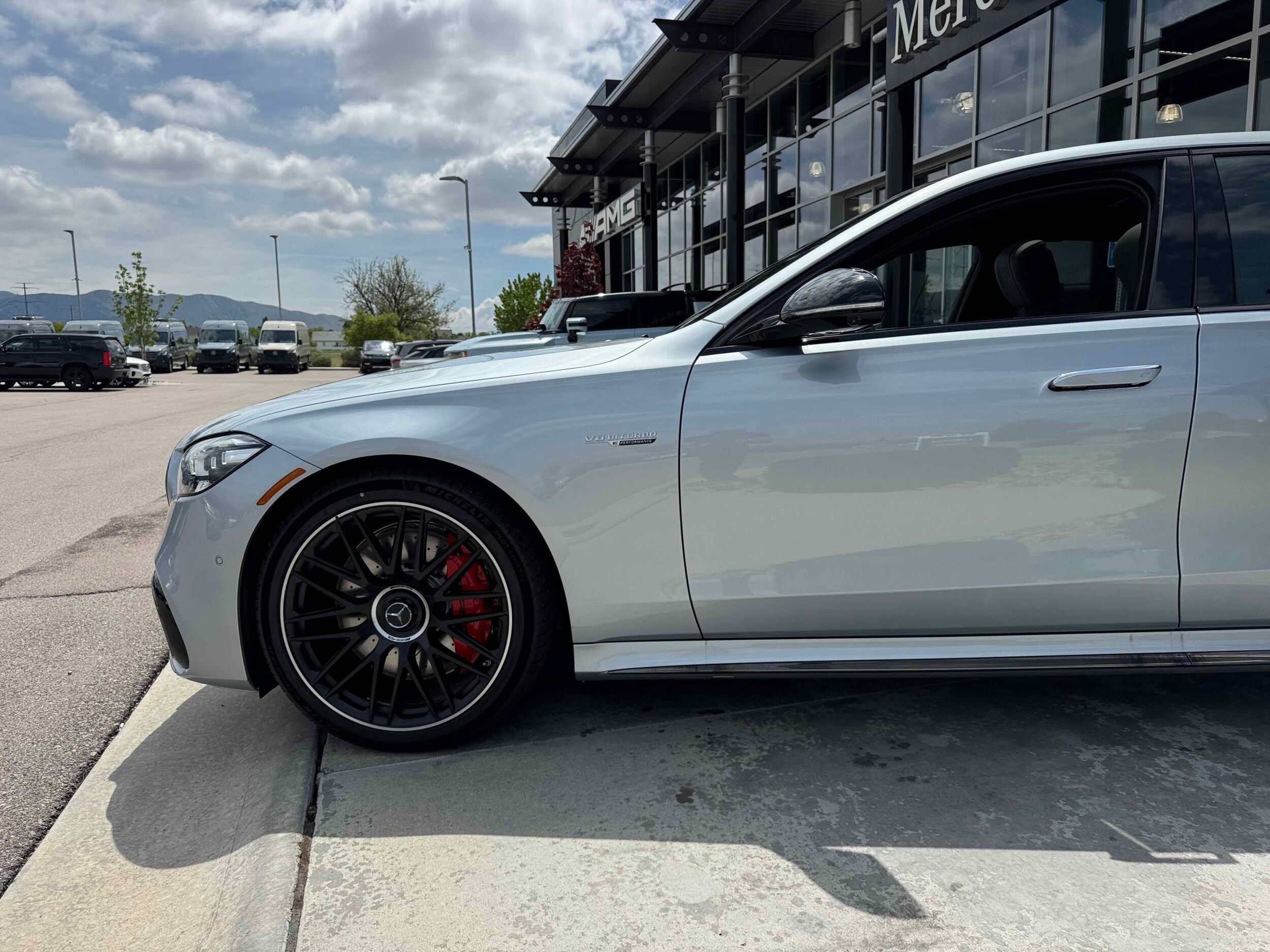 2025 Mercedes Benz S AMG 450 63 e 4MATIC photo 3