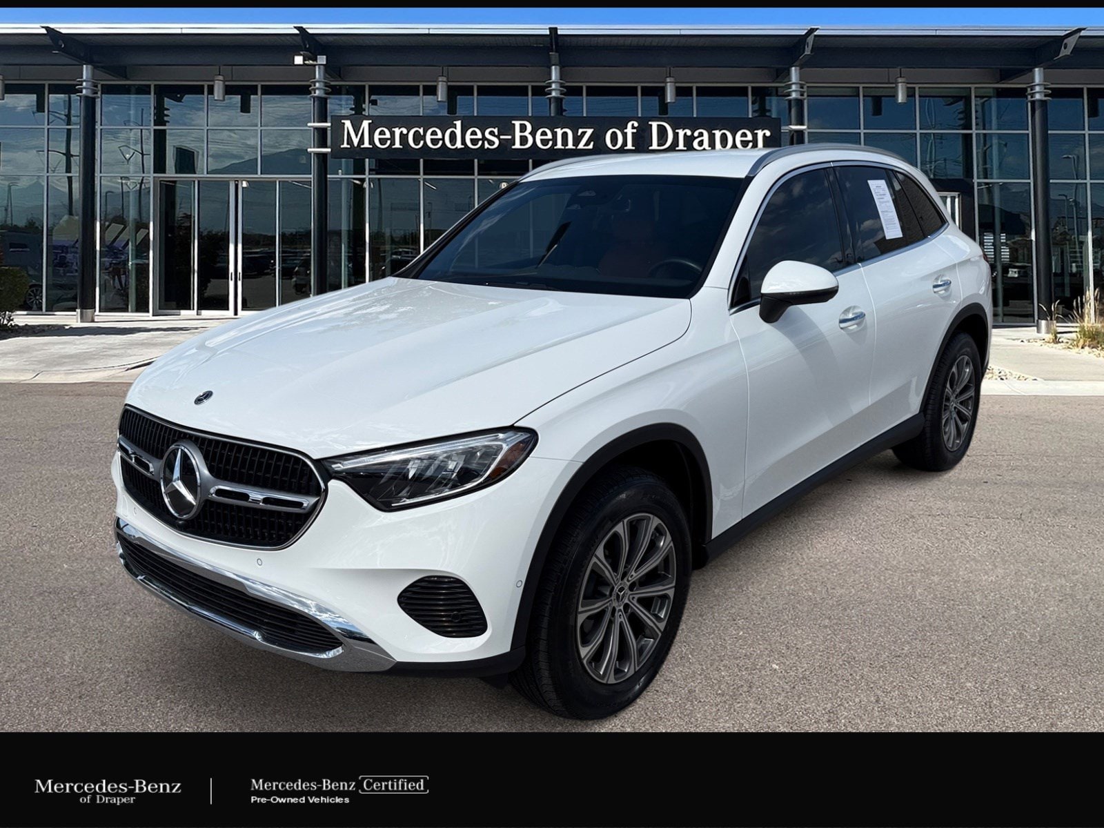 2024 Mercedes-Benz GLC GLC 300 4MATIC's photo