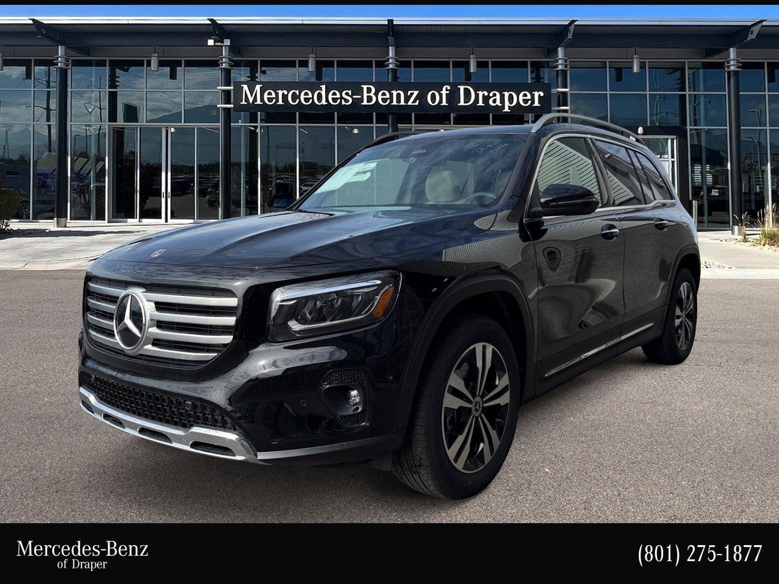 2026 Mercedes-Benz GLB GLB 250 4MATIC's photo