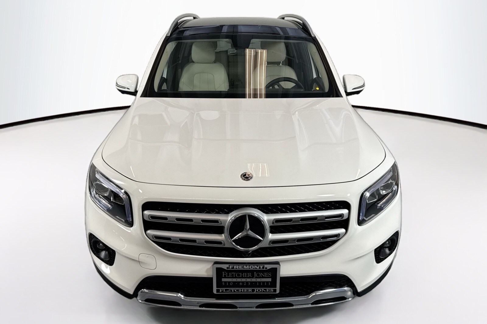 2020 Mercedes Benz GLB 250 4MATIC photo 2