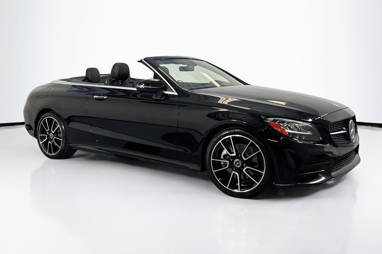 2021 Mercedes Benz C 300 photo 3