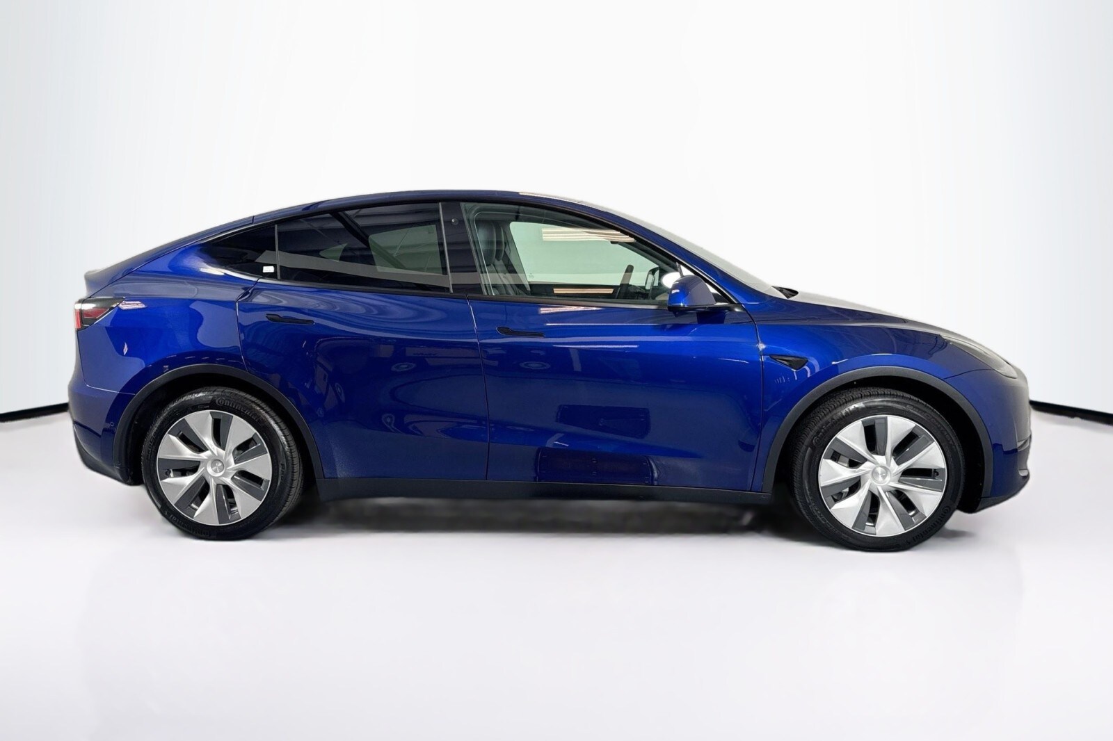 2021 Tesla Model Y Long Range photo 4